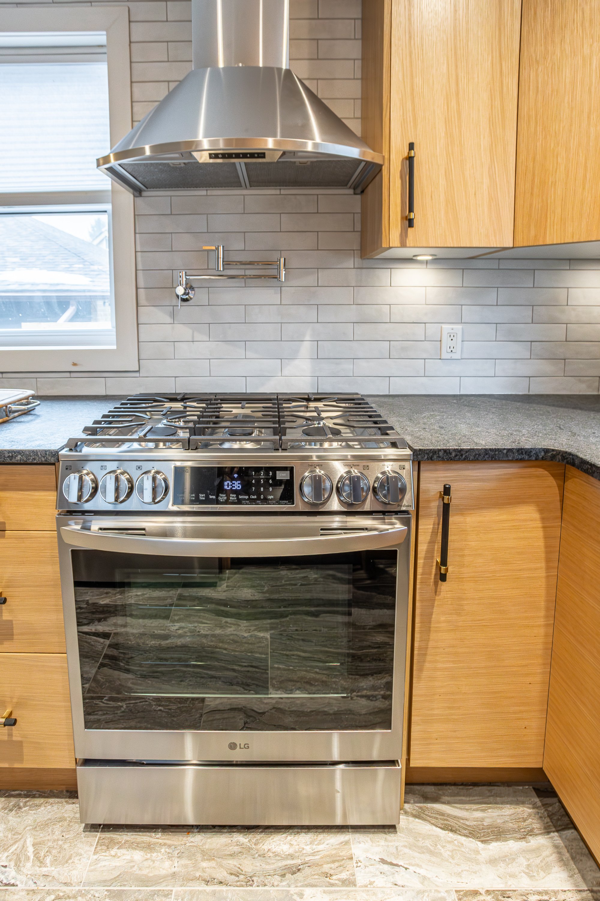 7017 Beattie St-23.jpg
