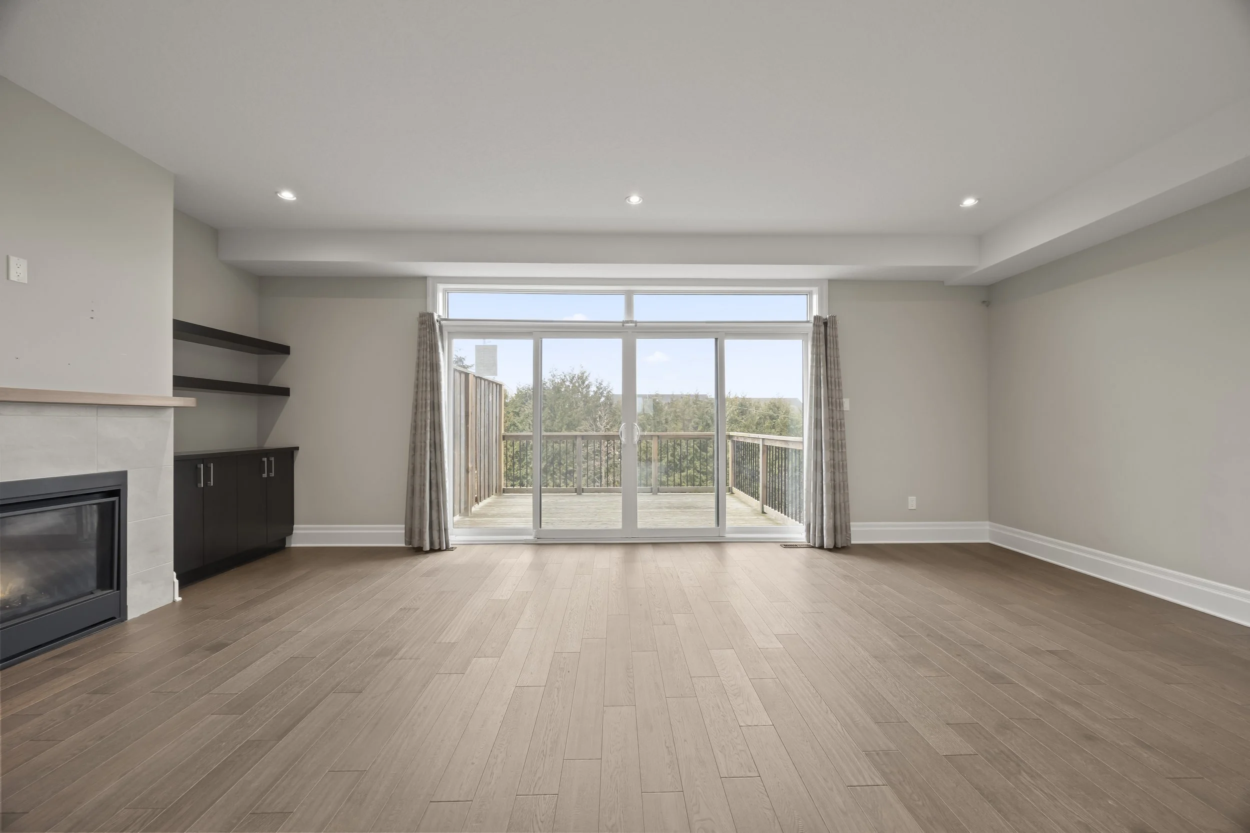 555 Sunningdale Rd E -19.JPG