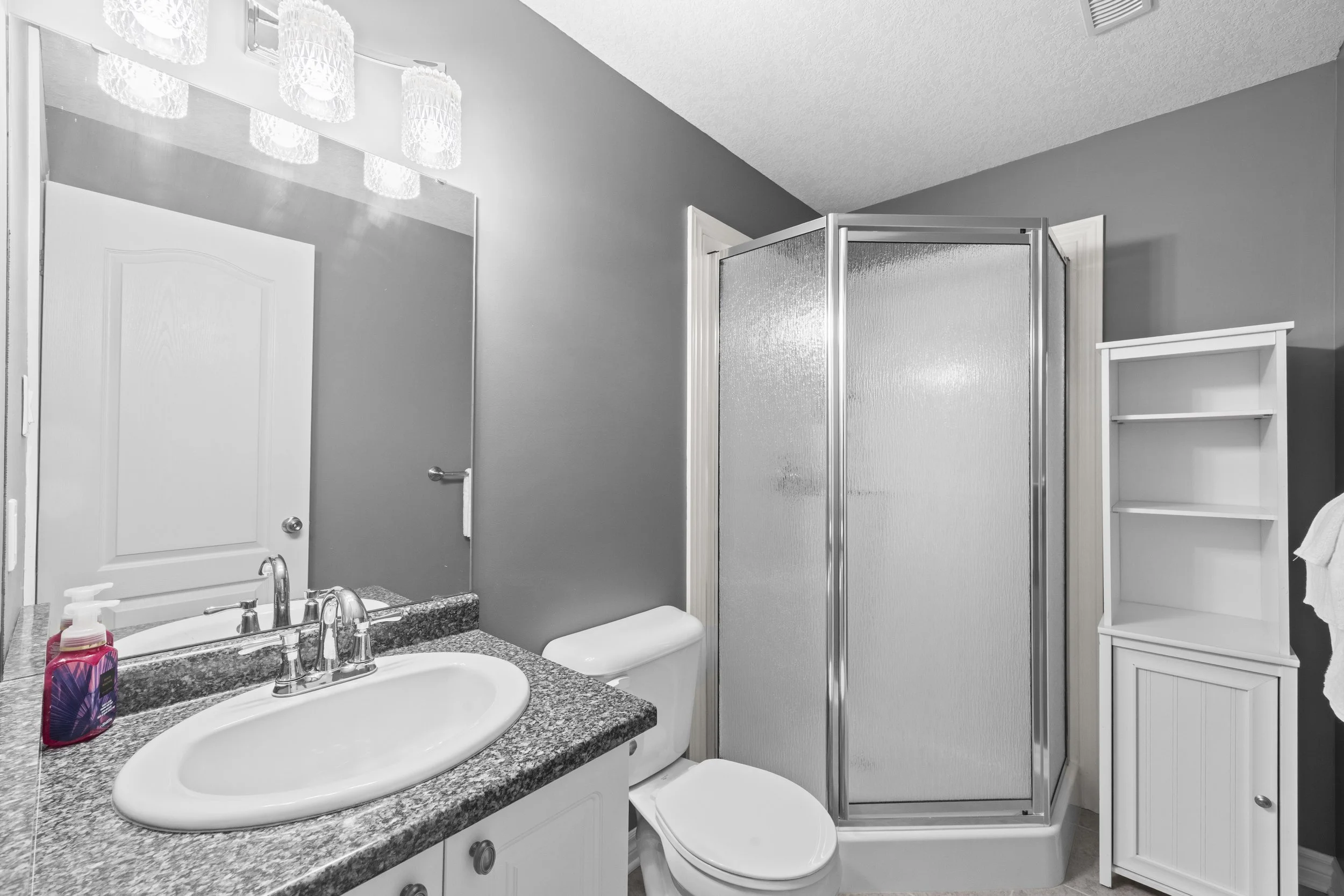 131 Deborah Dr -38.JPG