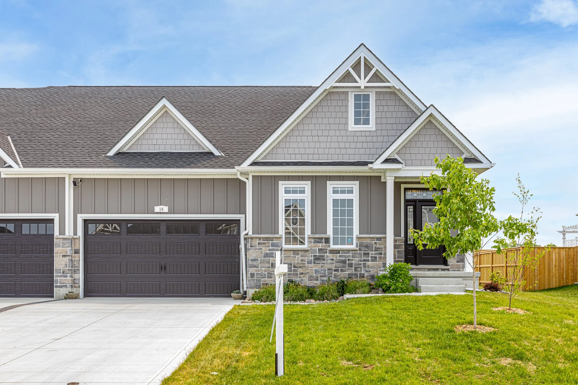 16 Tattersall Ln-1.jpg