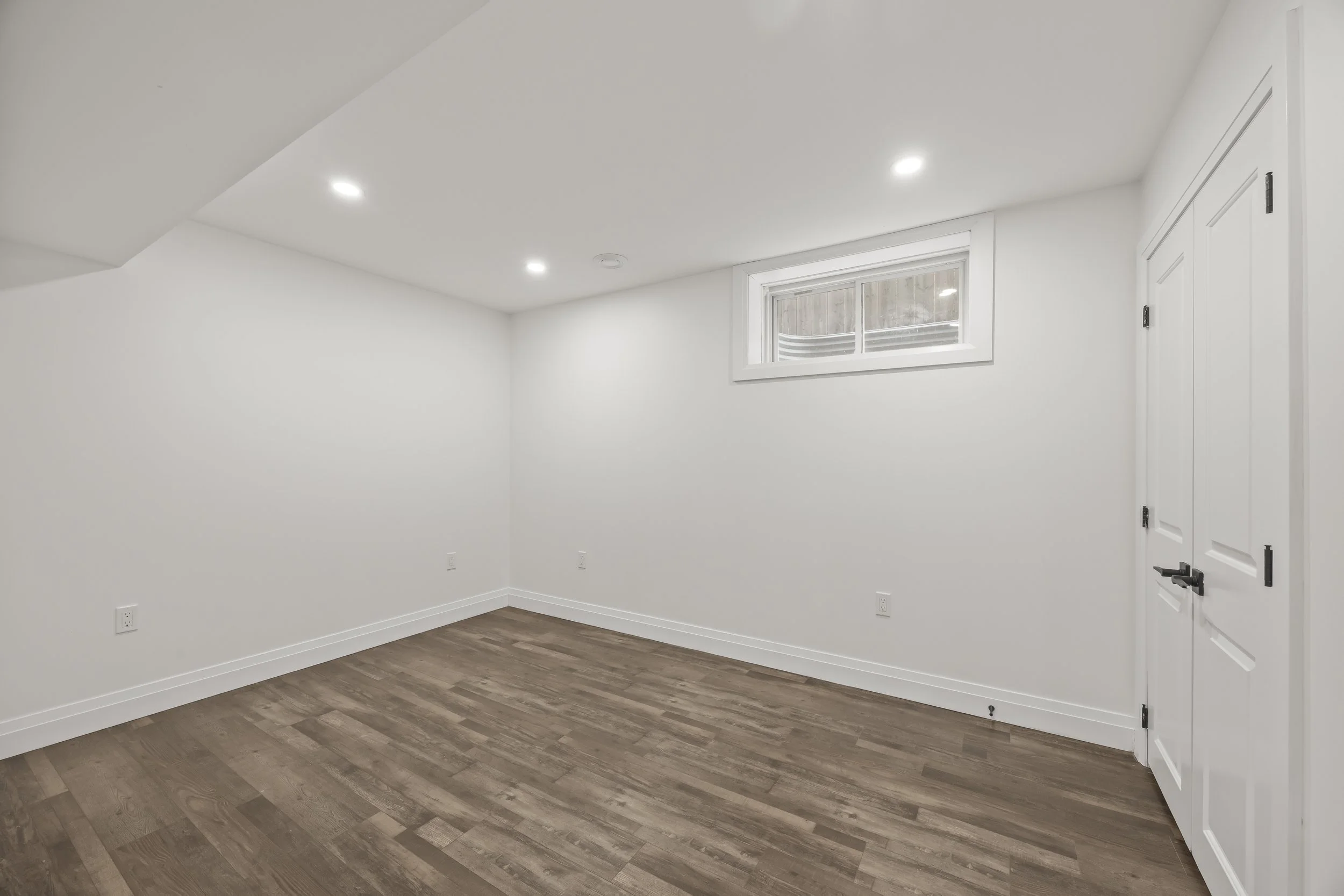 3079 Pomeroy Ln -35.JPG