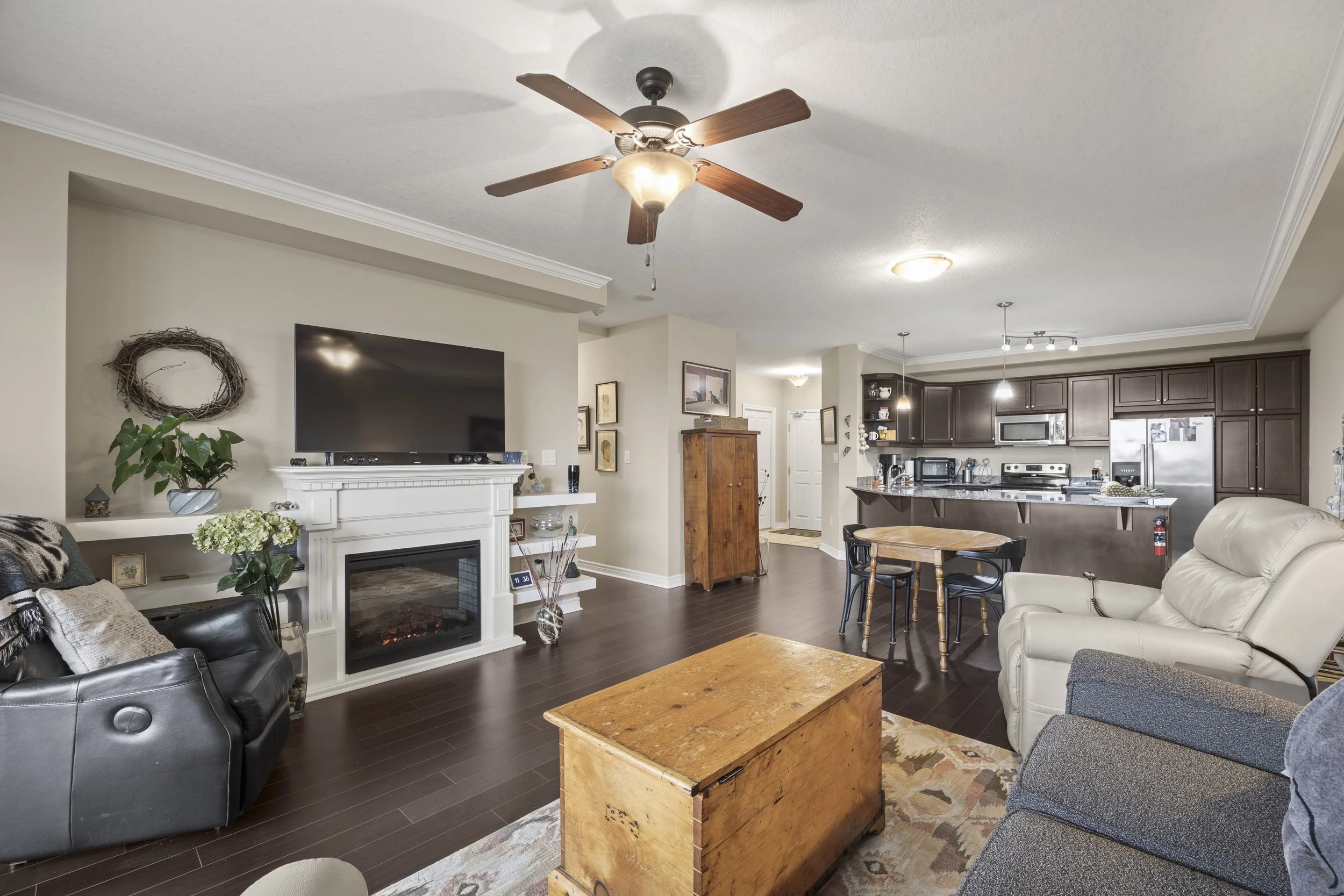 406-1030 Coronation Dr -19.JPG