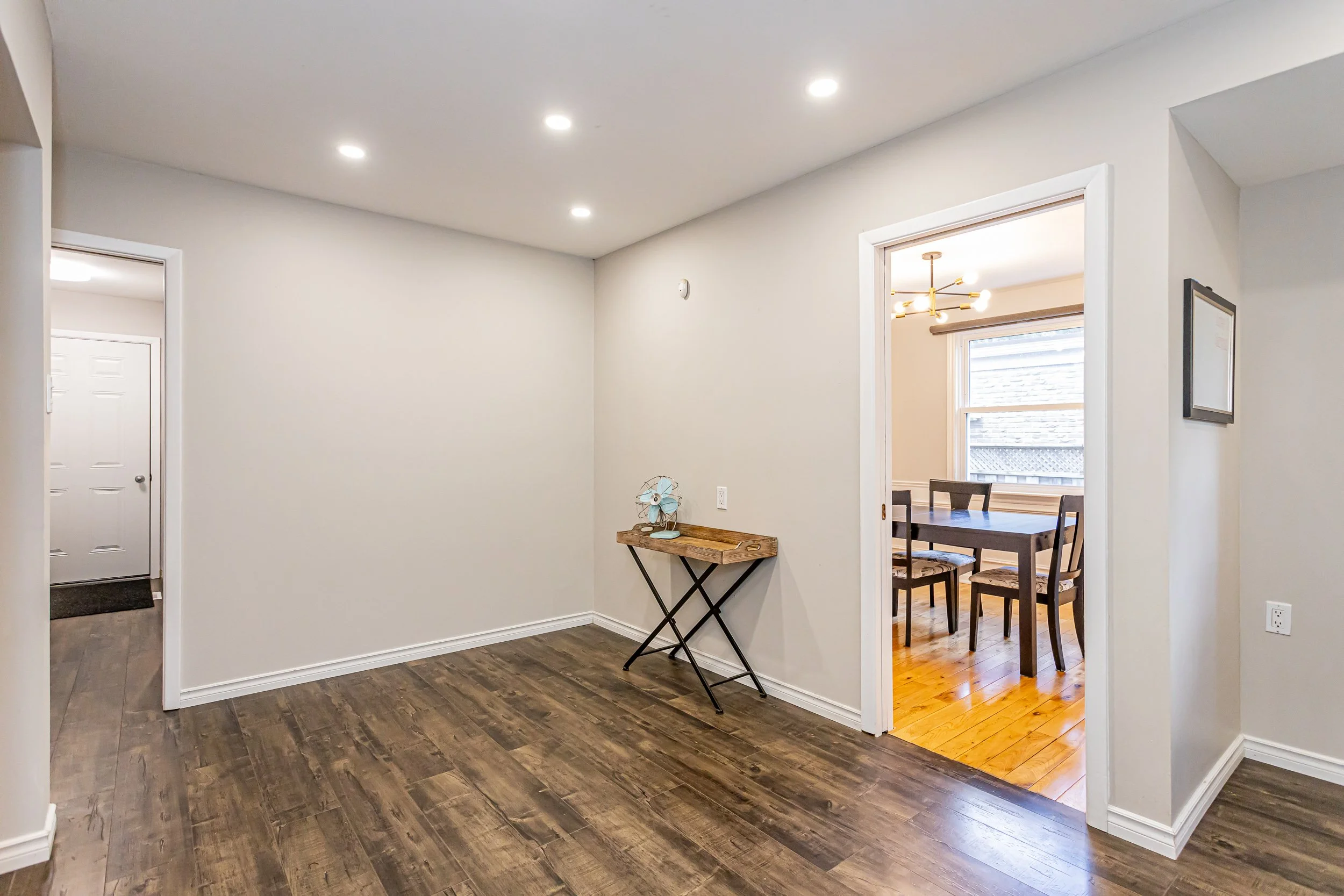 30 Springfield Cres-13.jpg
