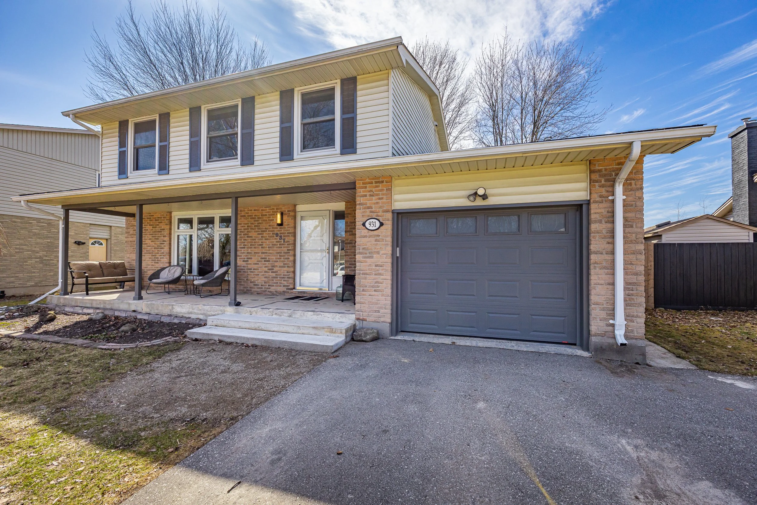 931 Farnham Rd -05.jpg