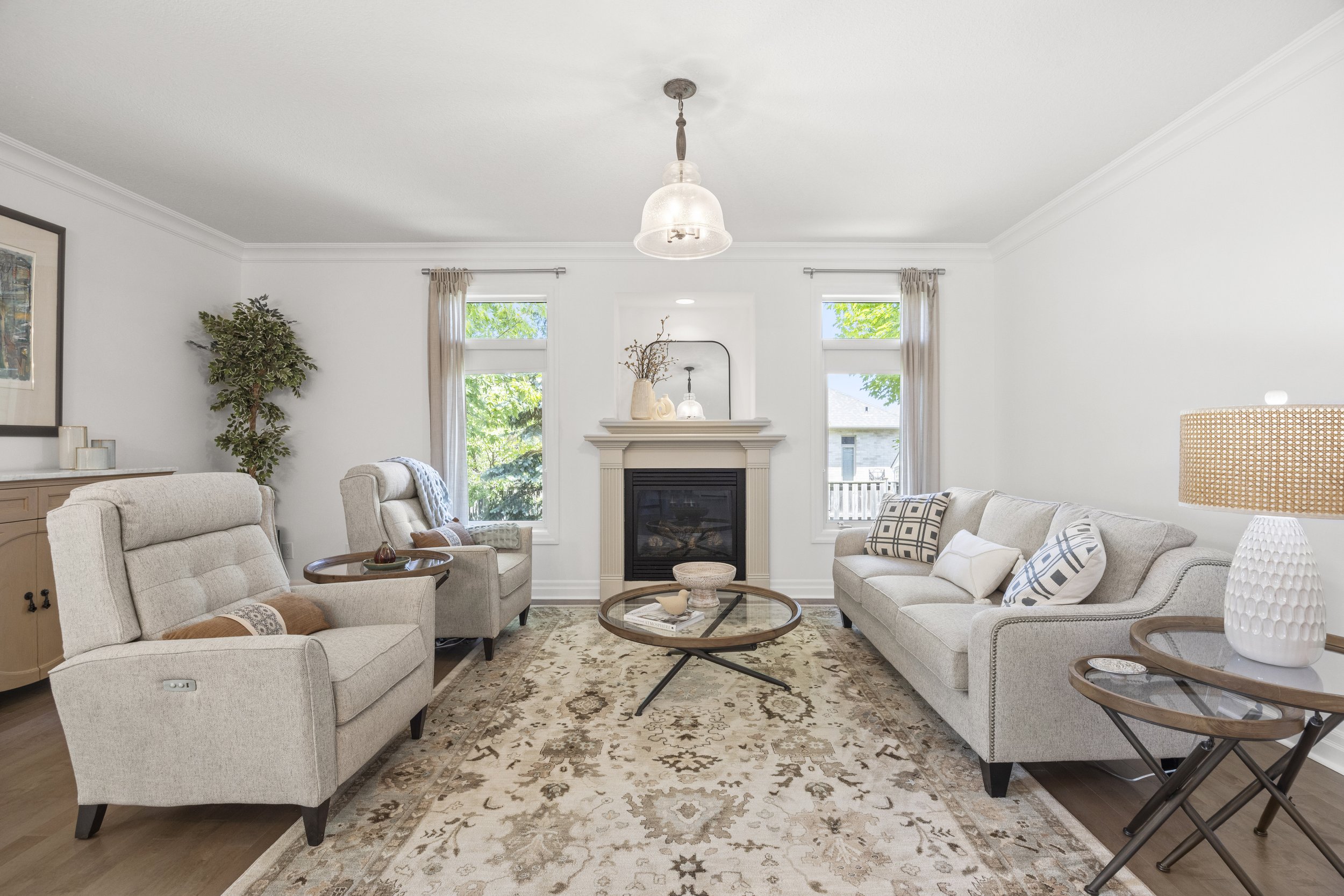 10-2080 Beaverbrook Ave -17.JPG