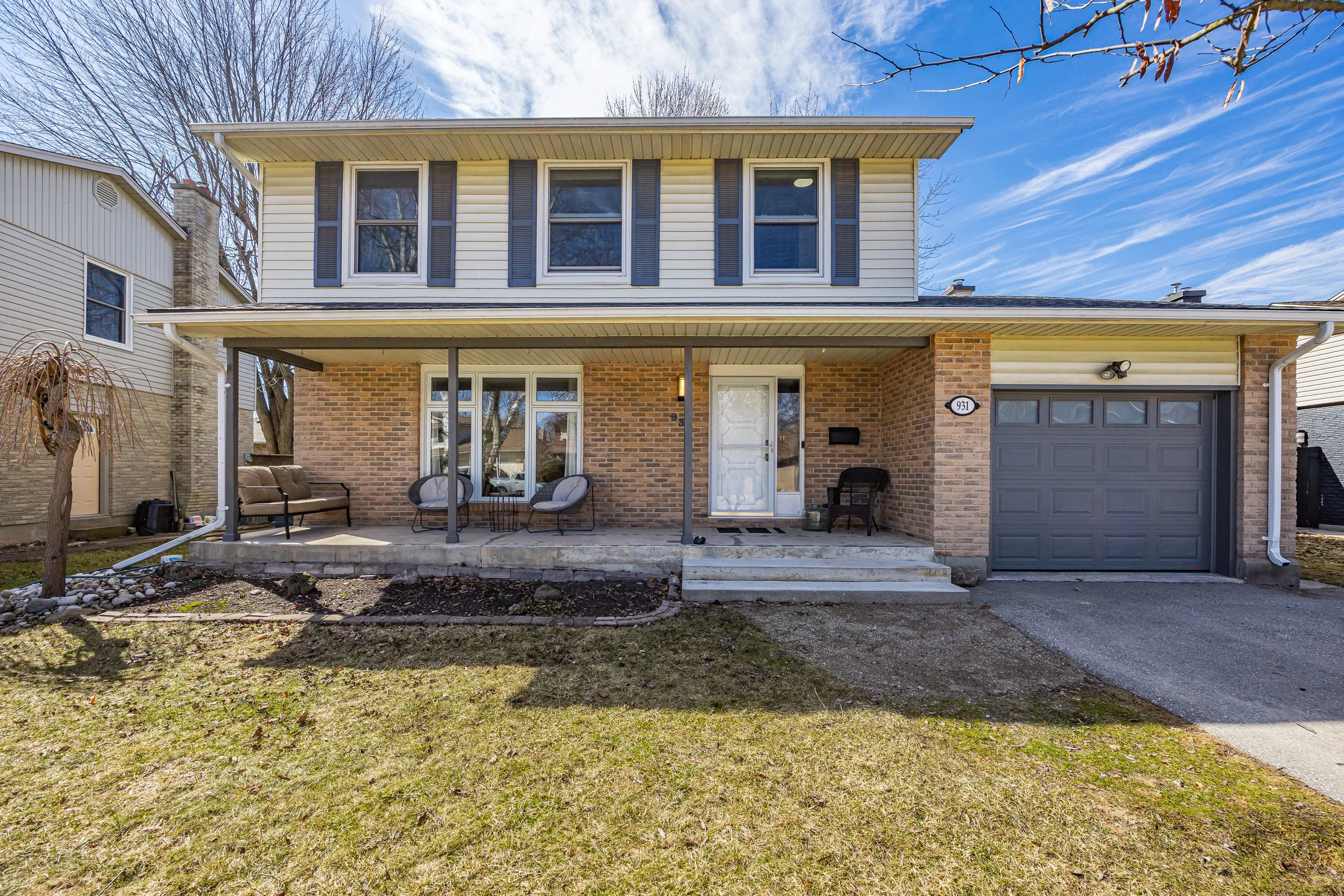 931 Farnham Rd -03.jpg