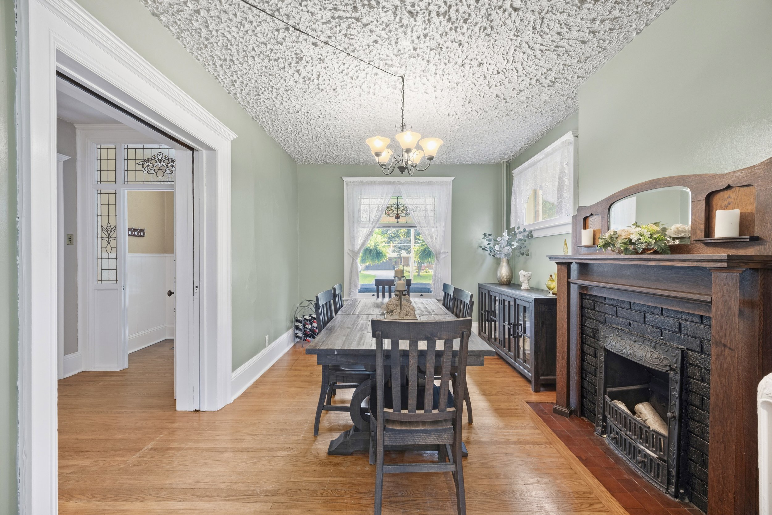 183 Shackleton St -09.JPG
