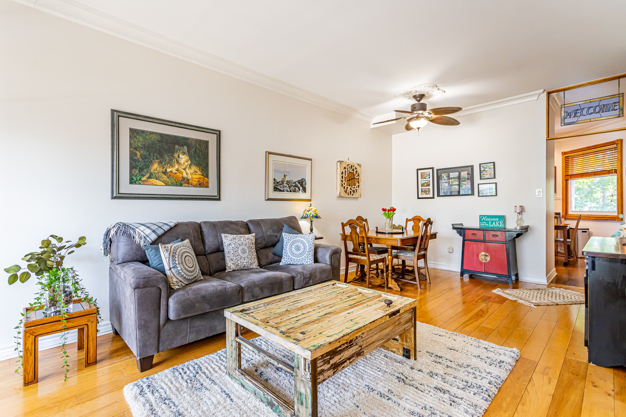 24-374 Front St-15.jpg