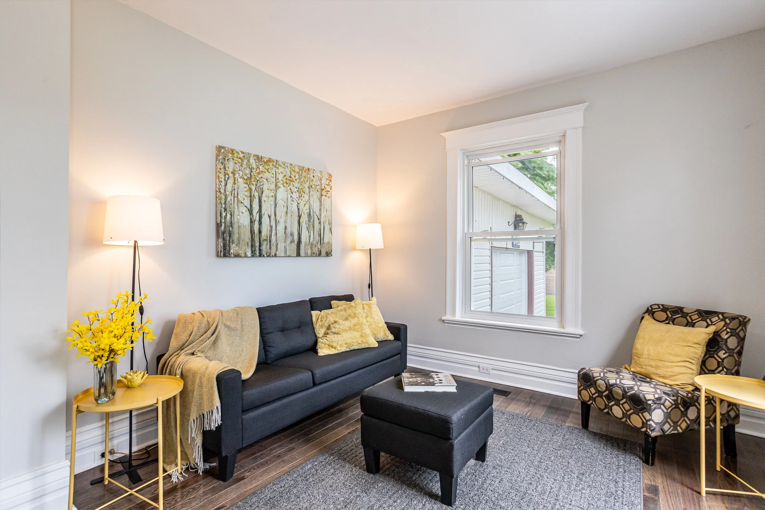942 Westminster-11.jpg