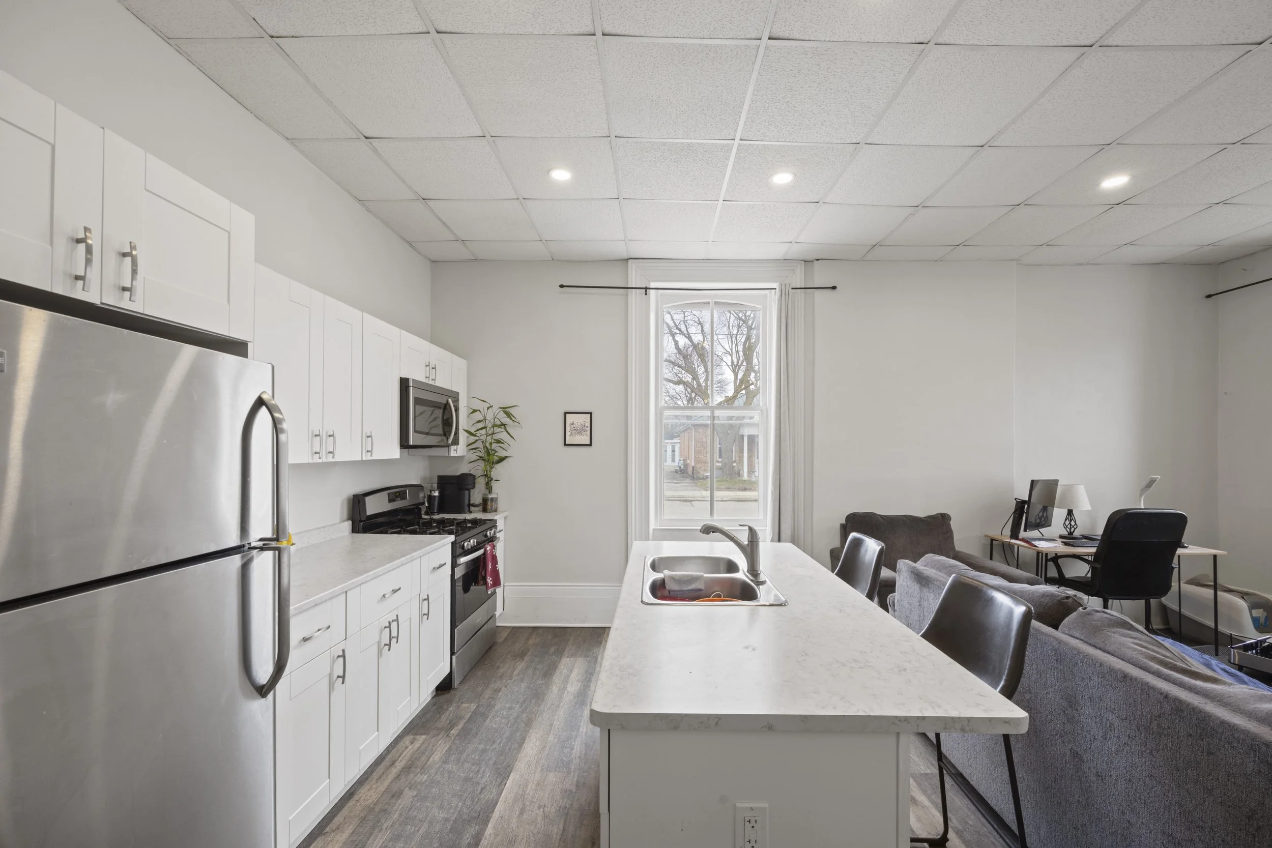 434 Dufferin Ave -28.JPG