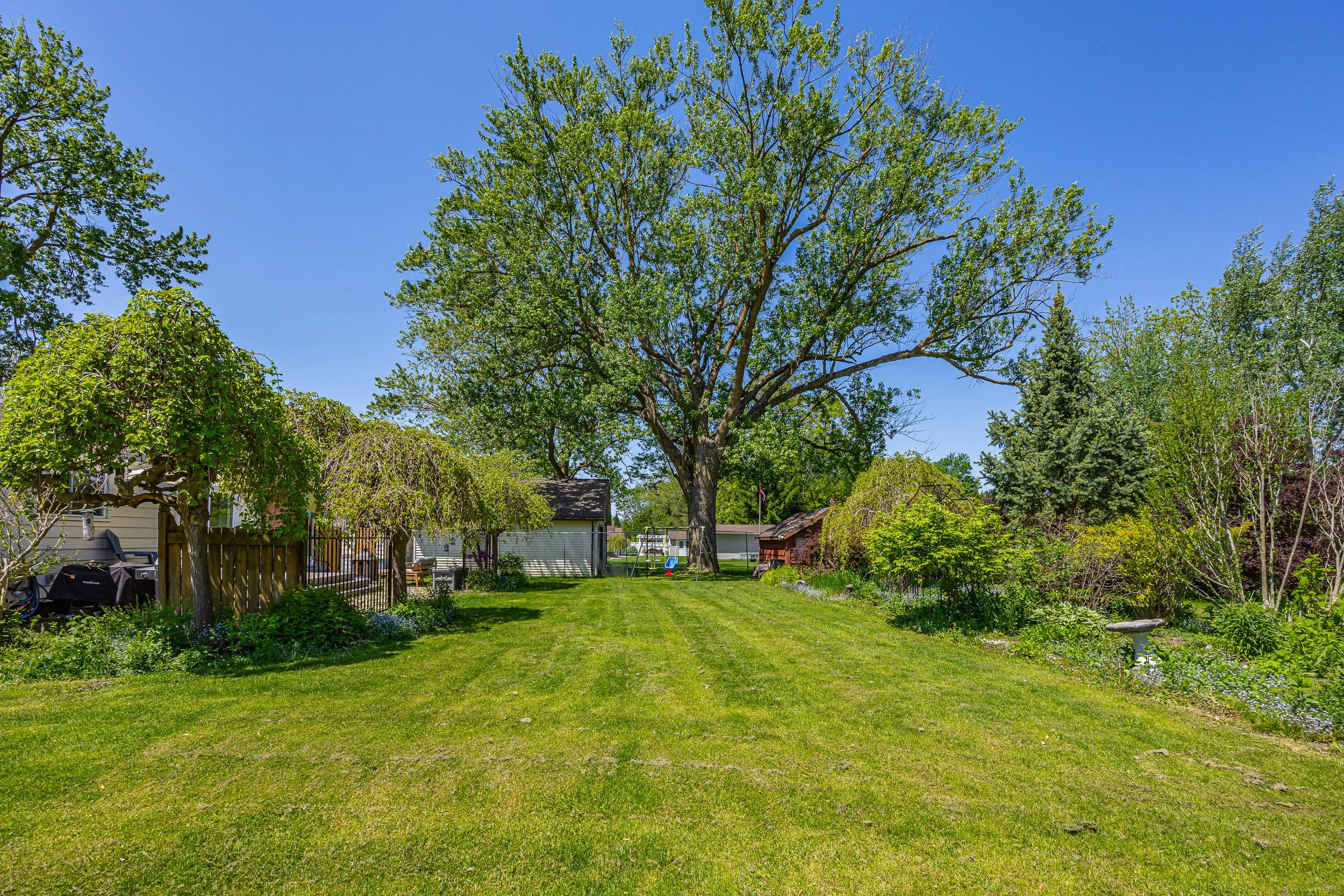 315 Elgin St W -46.jpg