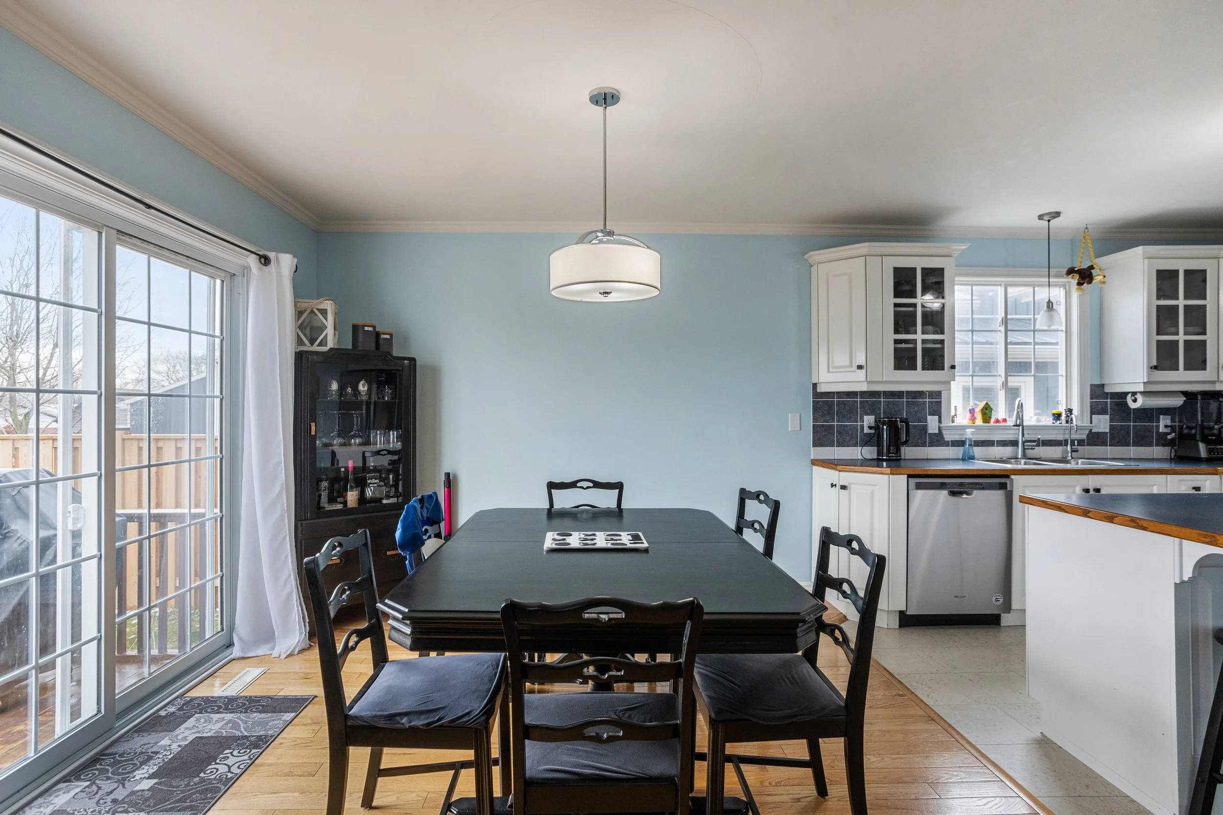 260 Mutual Dr - 11.jpg