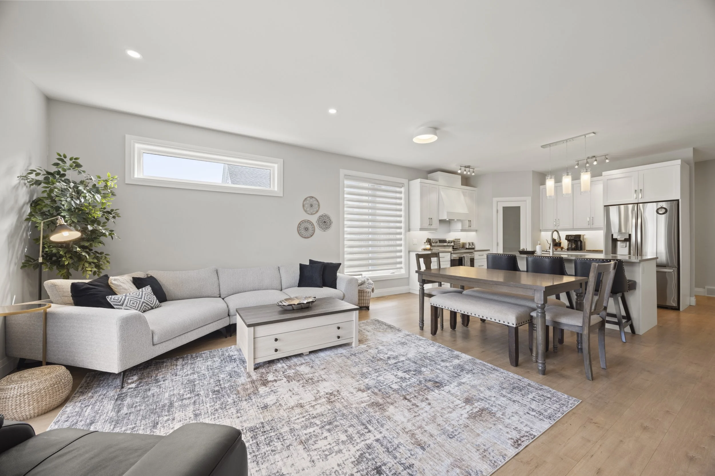 1-176 King St -16.JPG