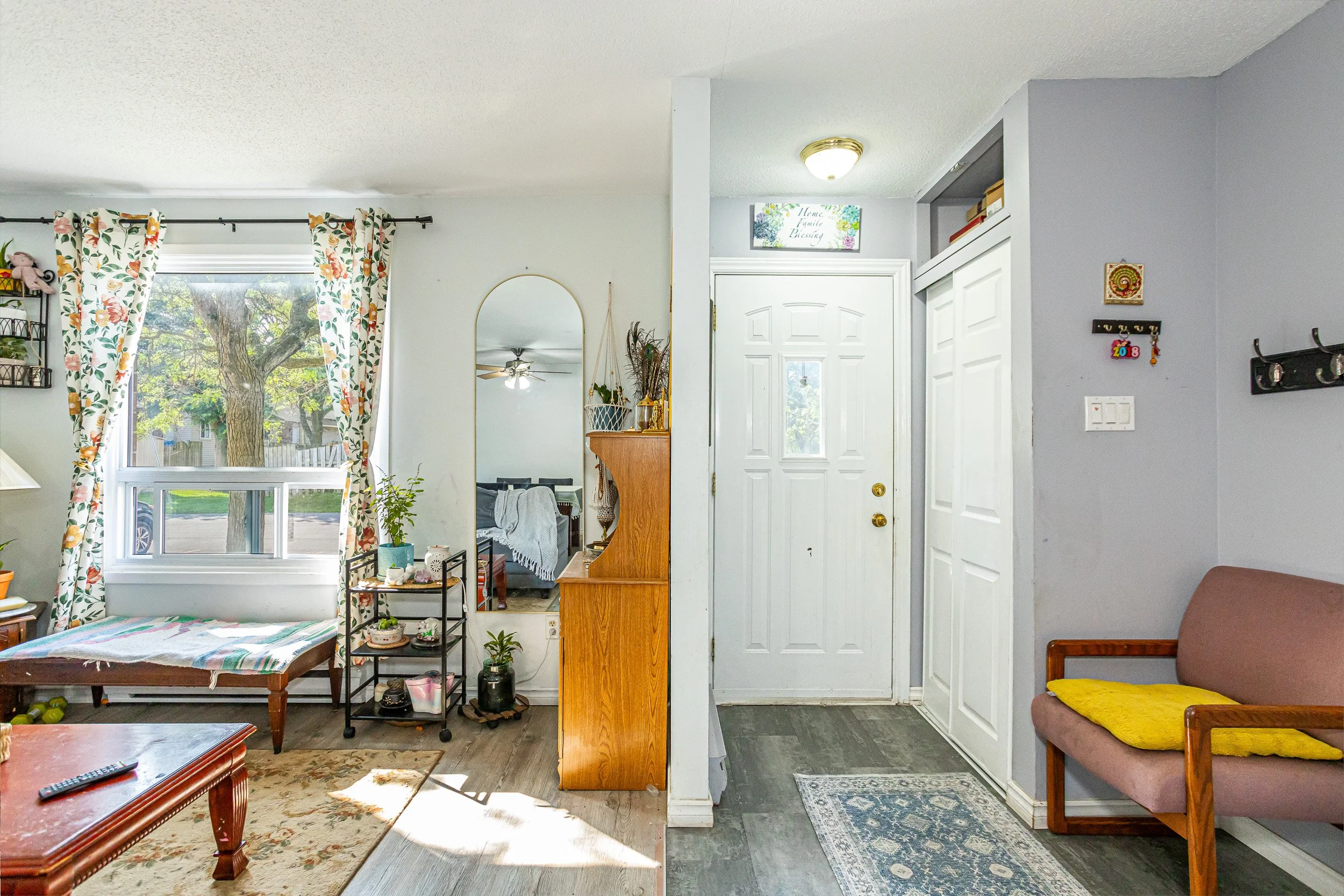 22-311 Vesta Rd-7.jpg