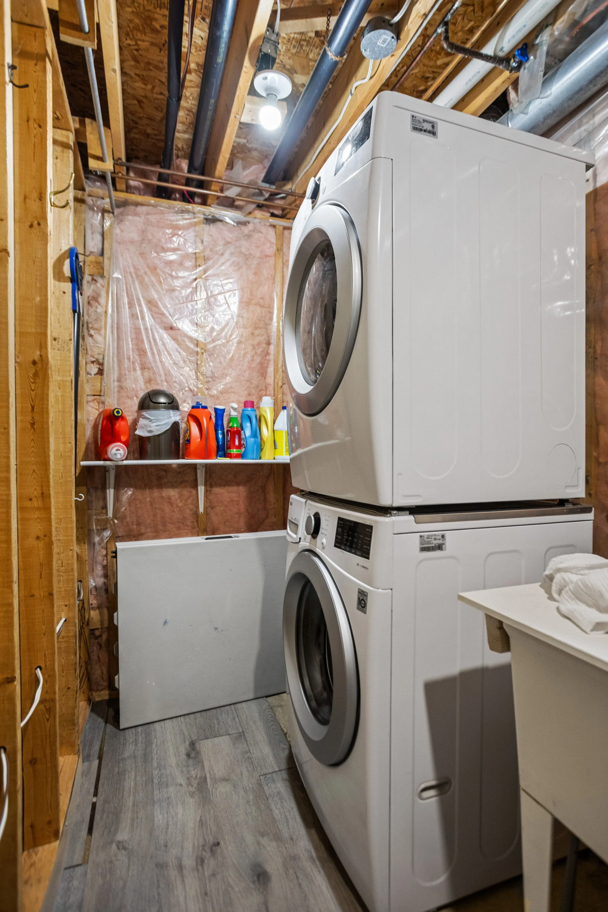 260 Mutual Dr - 32.jpg