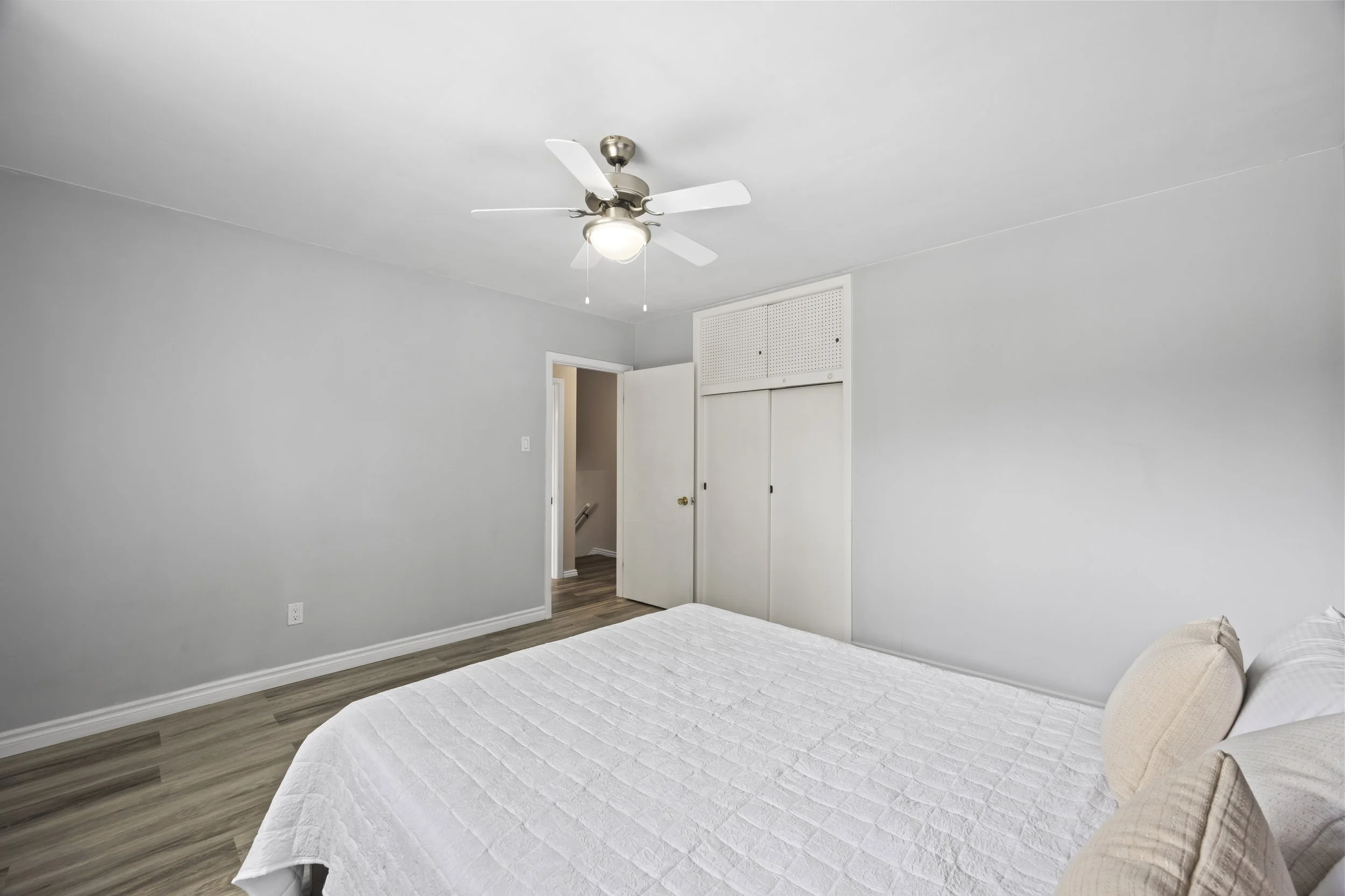 580 Salway St -23.JPG
