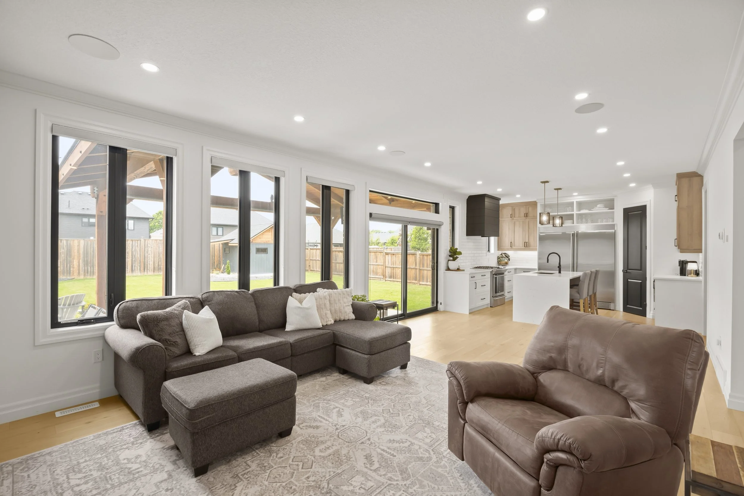 8 Oscar David Crt -17.JPG