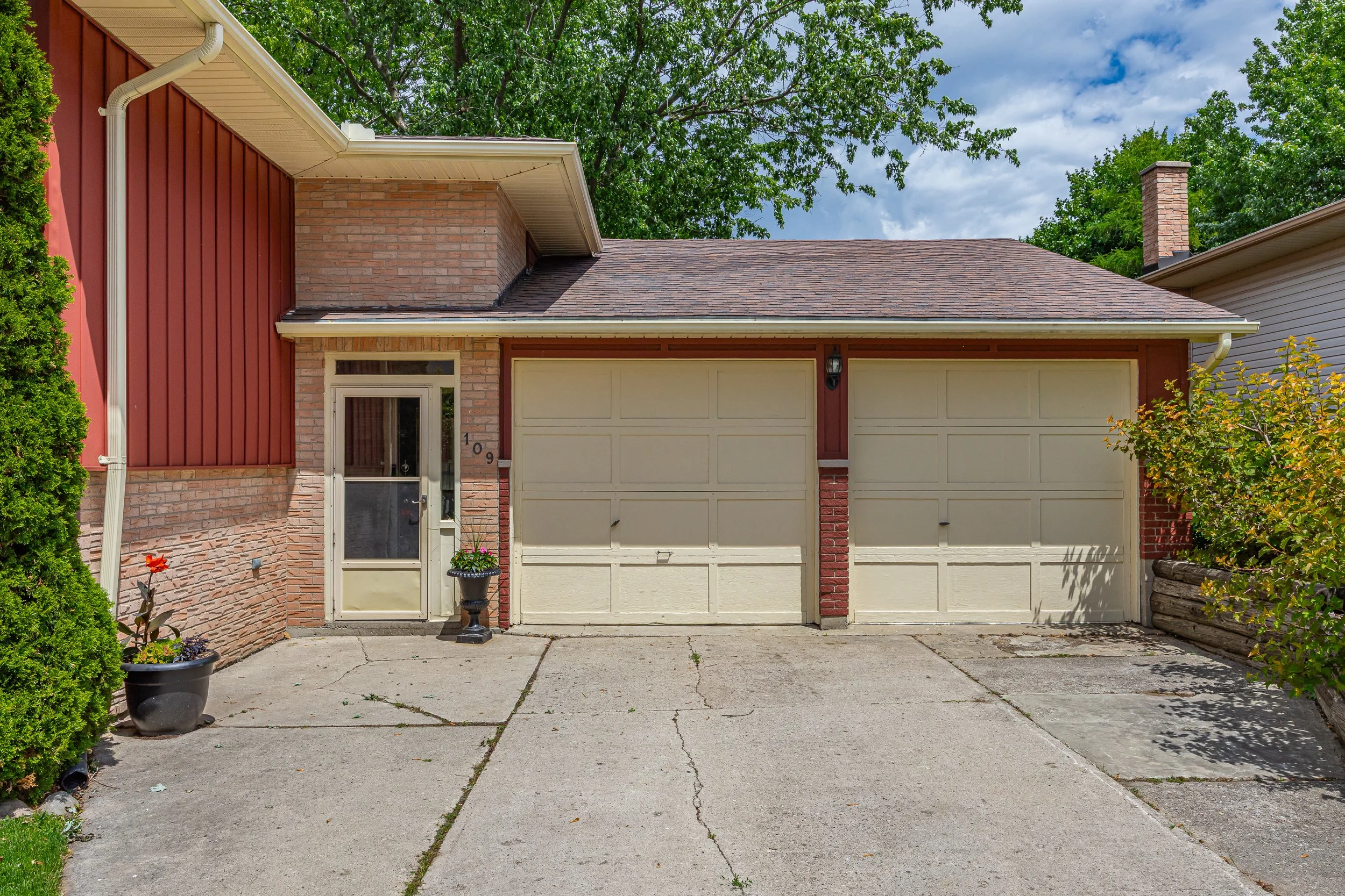 109 Willow Ave -04.jpg
