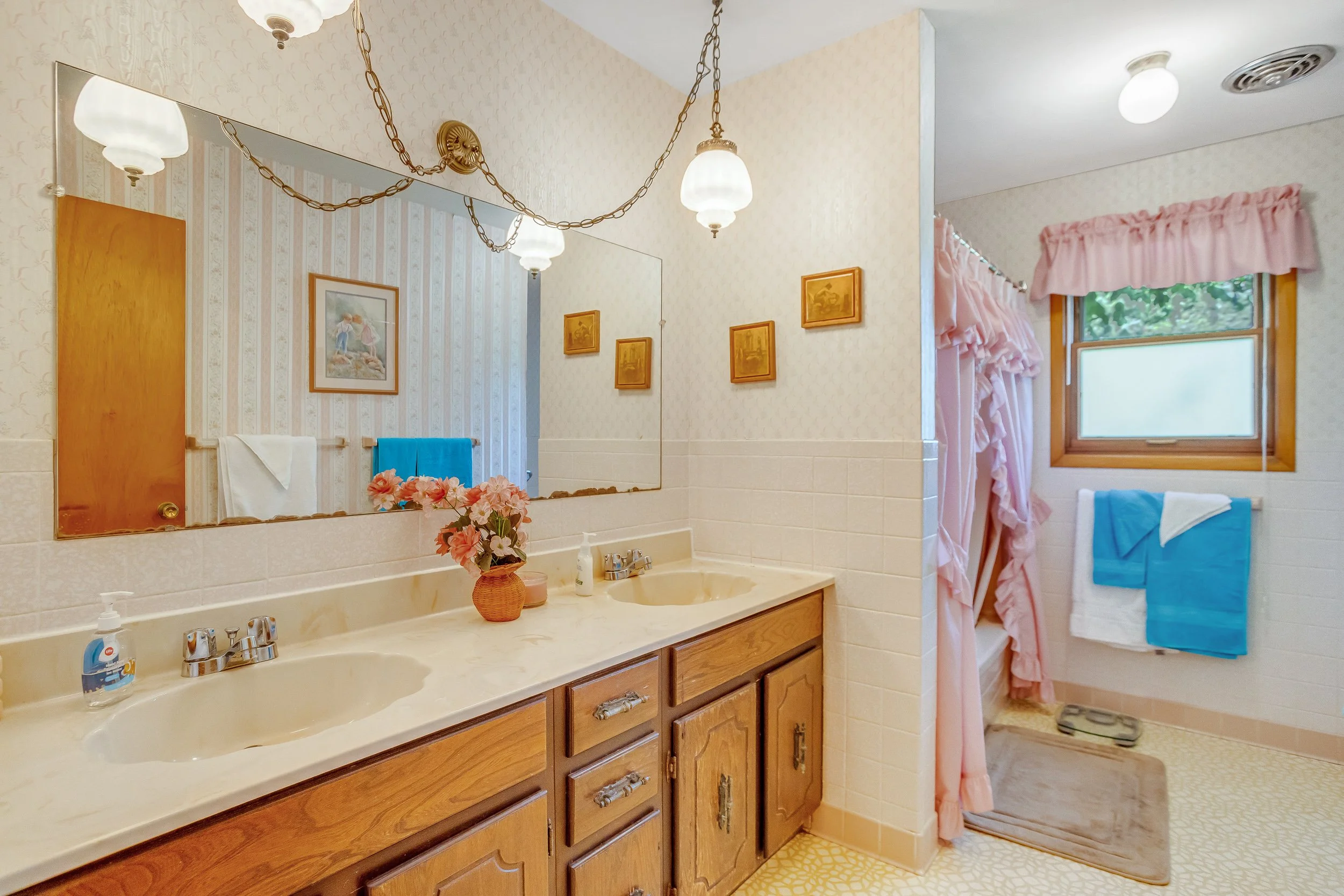 17988 Thorndale Rd-24.jpg