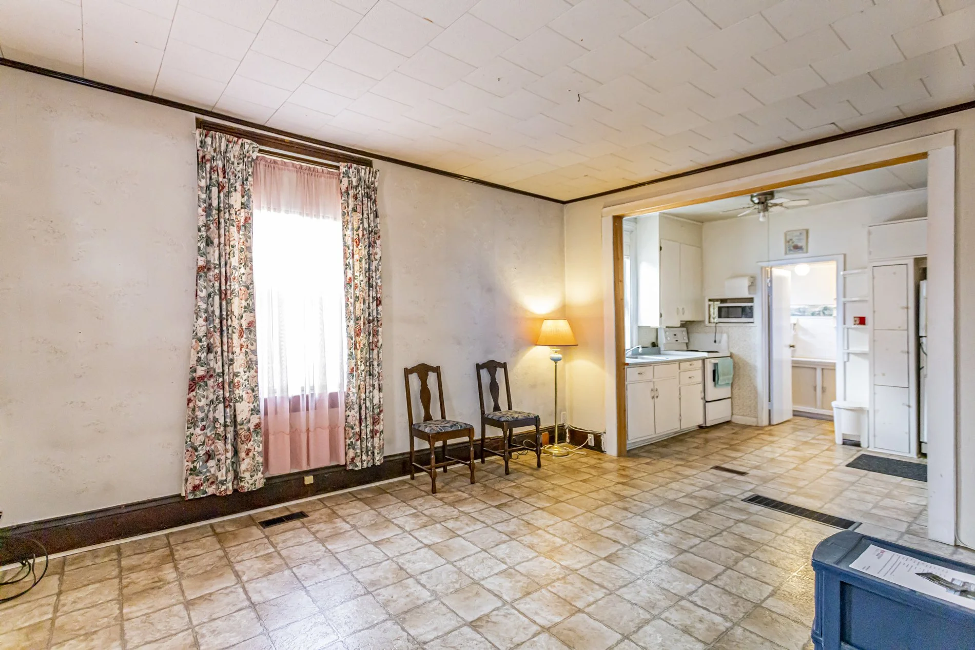 168 Church St_07.JPG