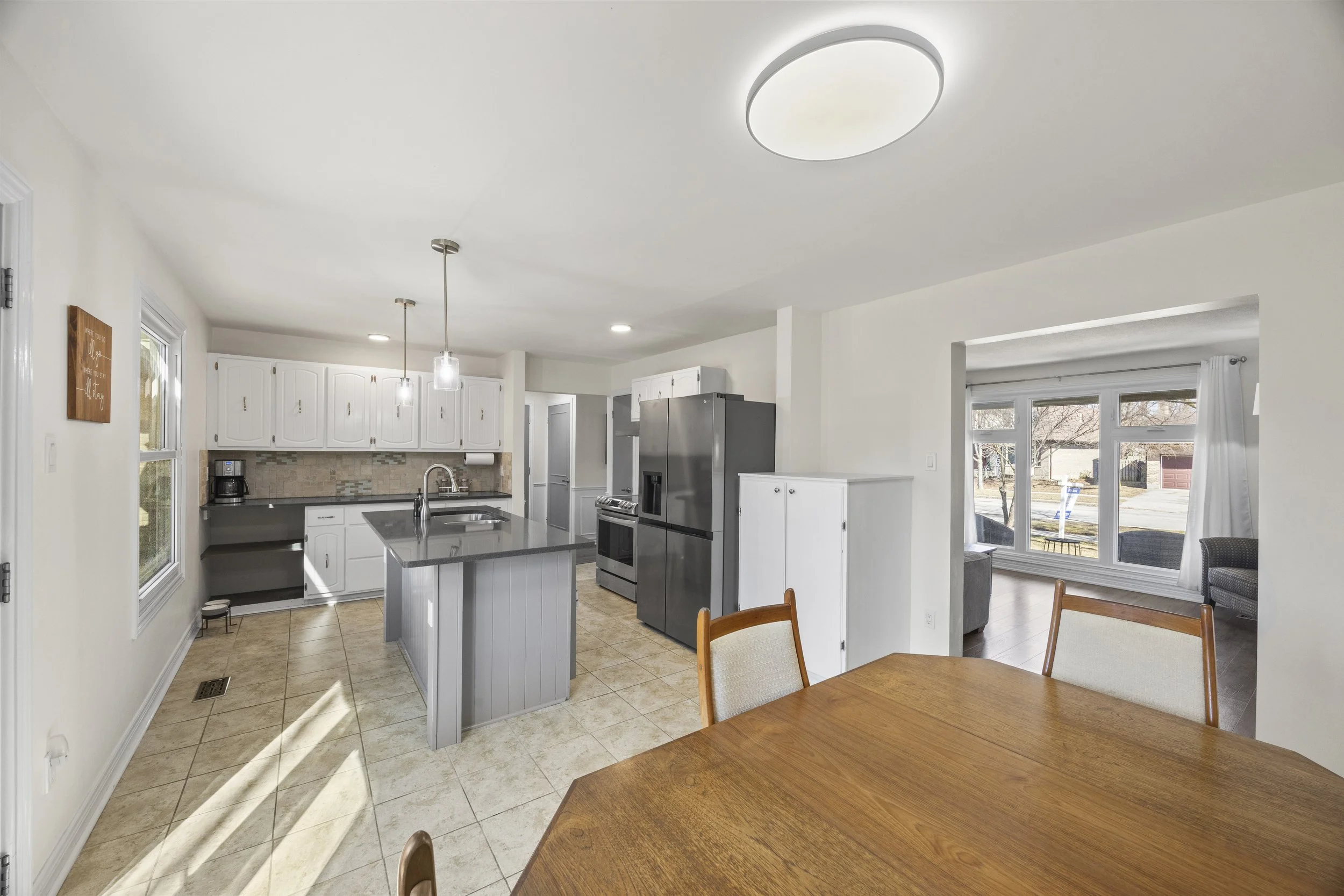 931 Farnham Rd -15.JPG