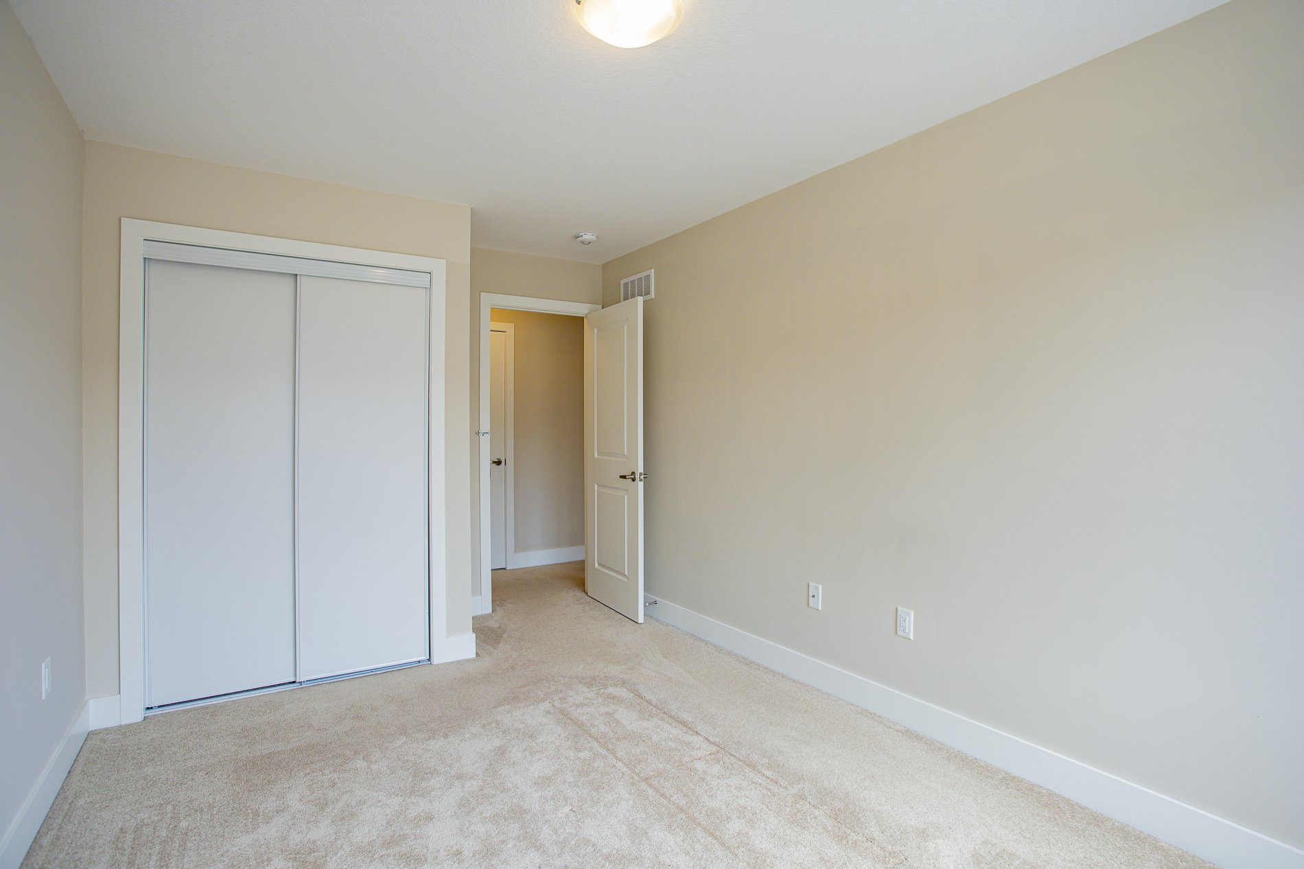 57-1960 Dalmagarry Rd_38.jpg