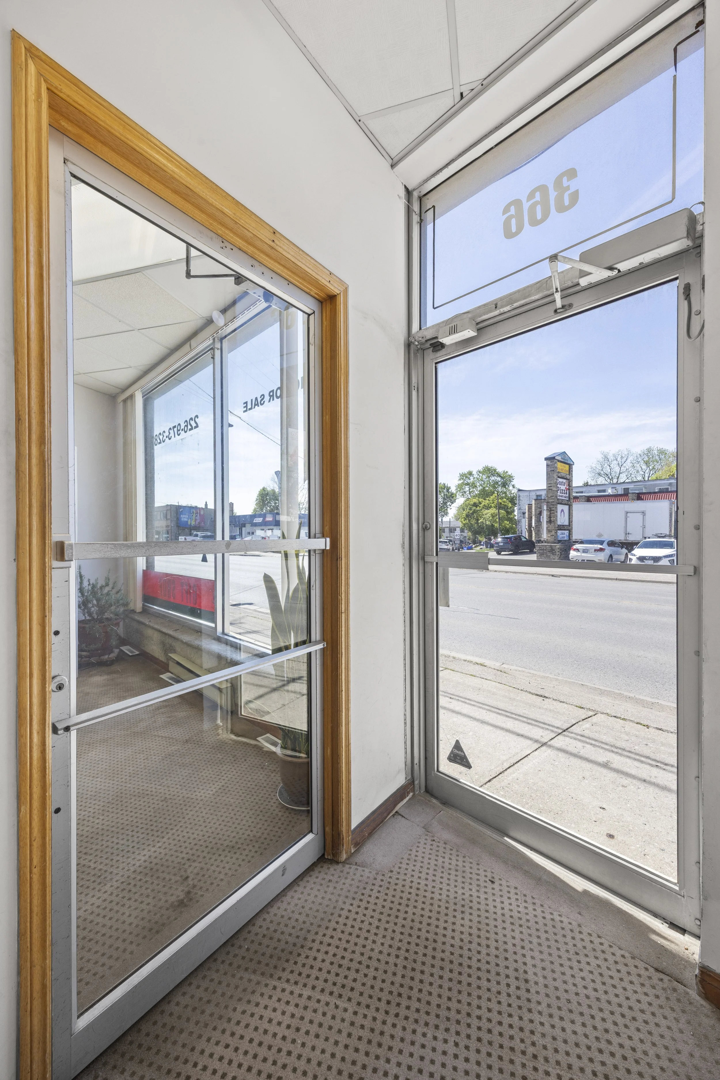 366 Hamilton Rd -29.JPG