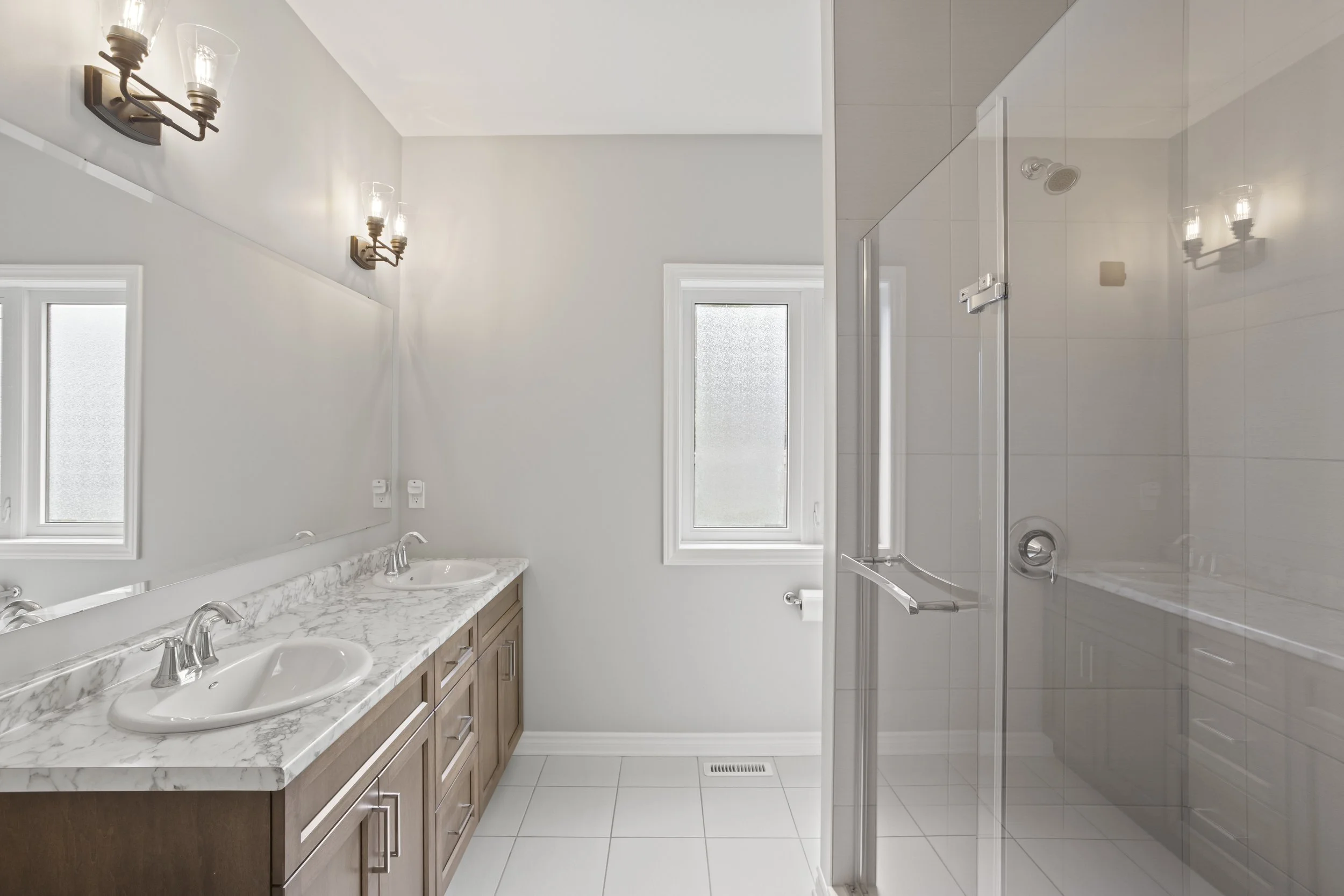 44 Violet Crt -25.jpg