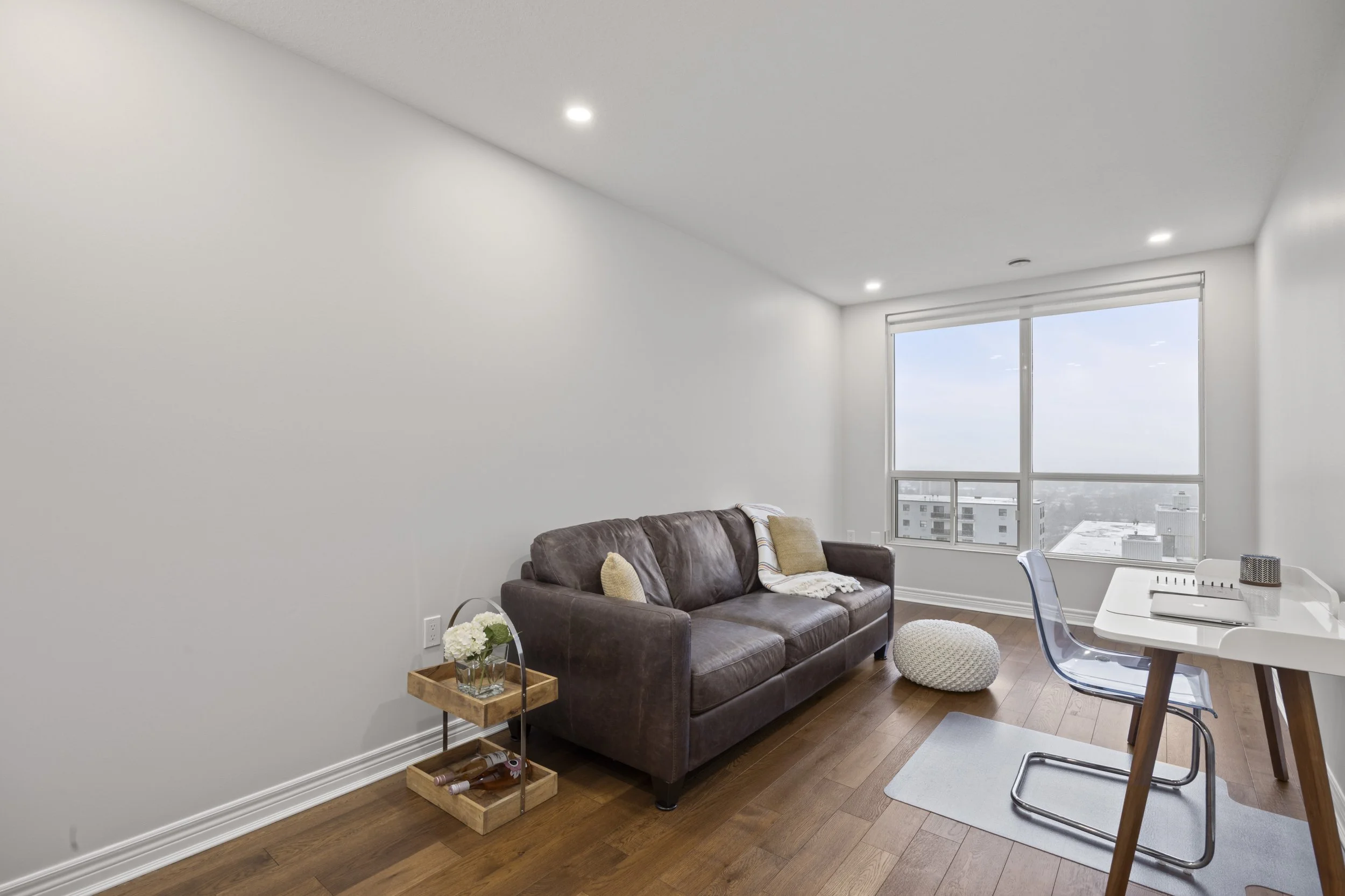 1104-353 Commissioners Rd W -32.JPG