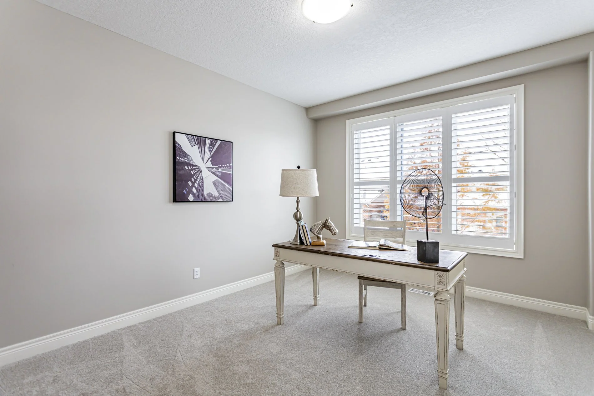 2161 Dogwood Cres_17.JPG