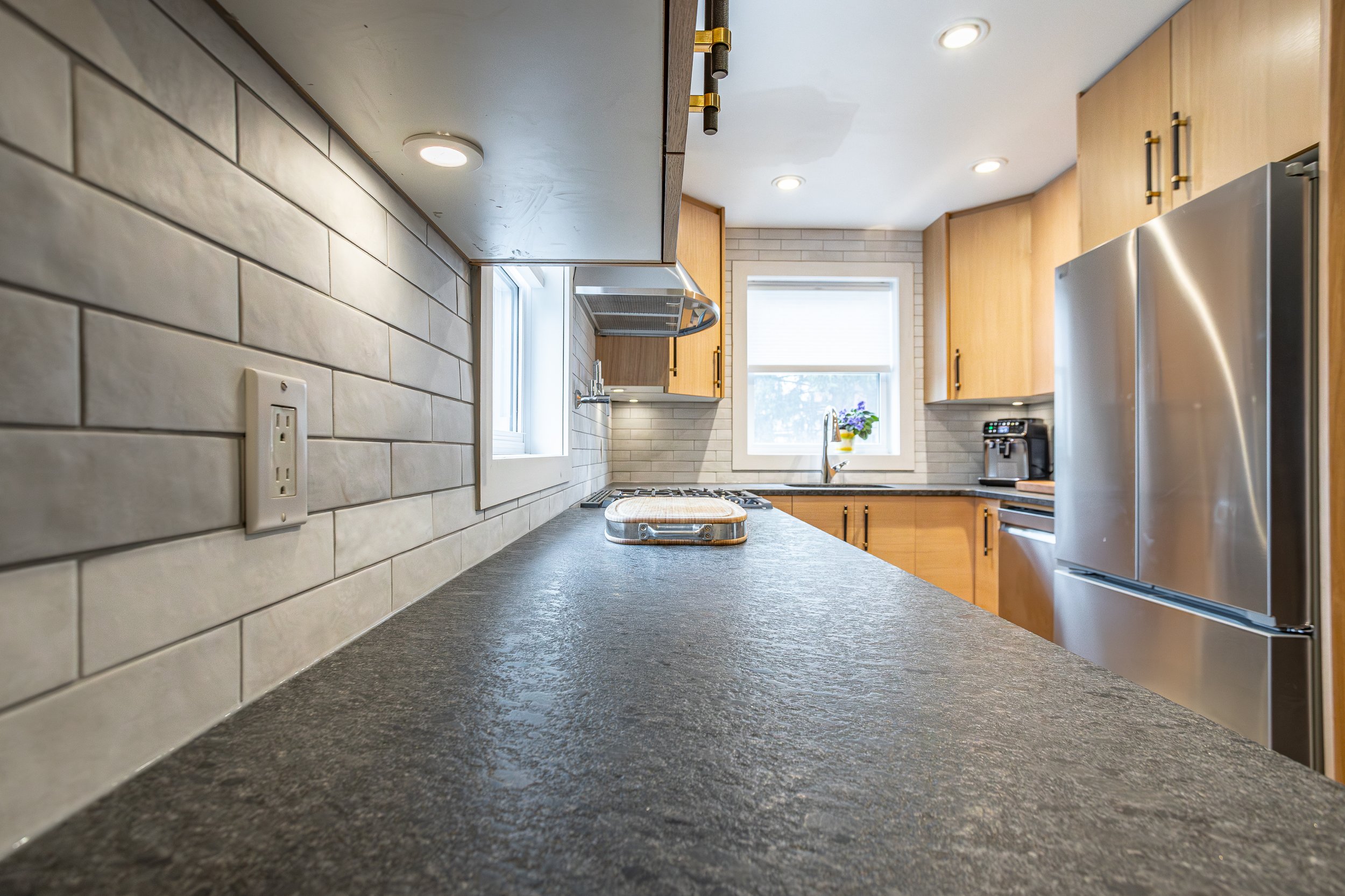 7017 Beattie St-14.jpg