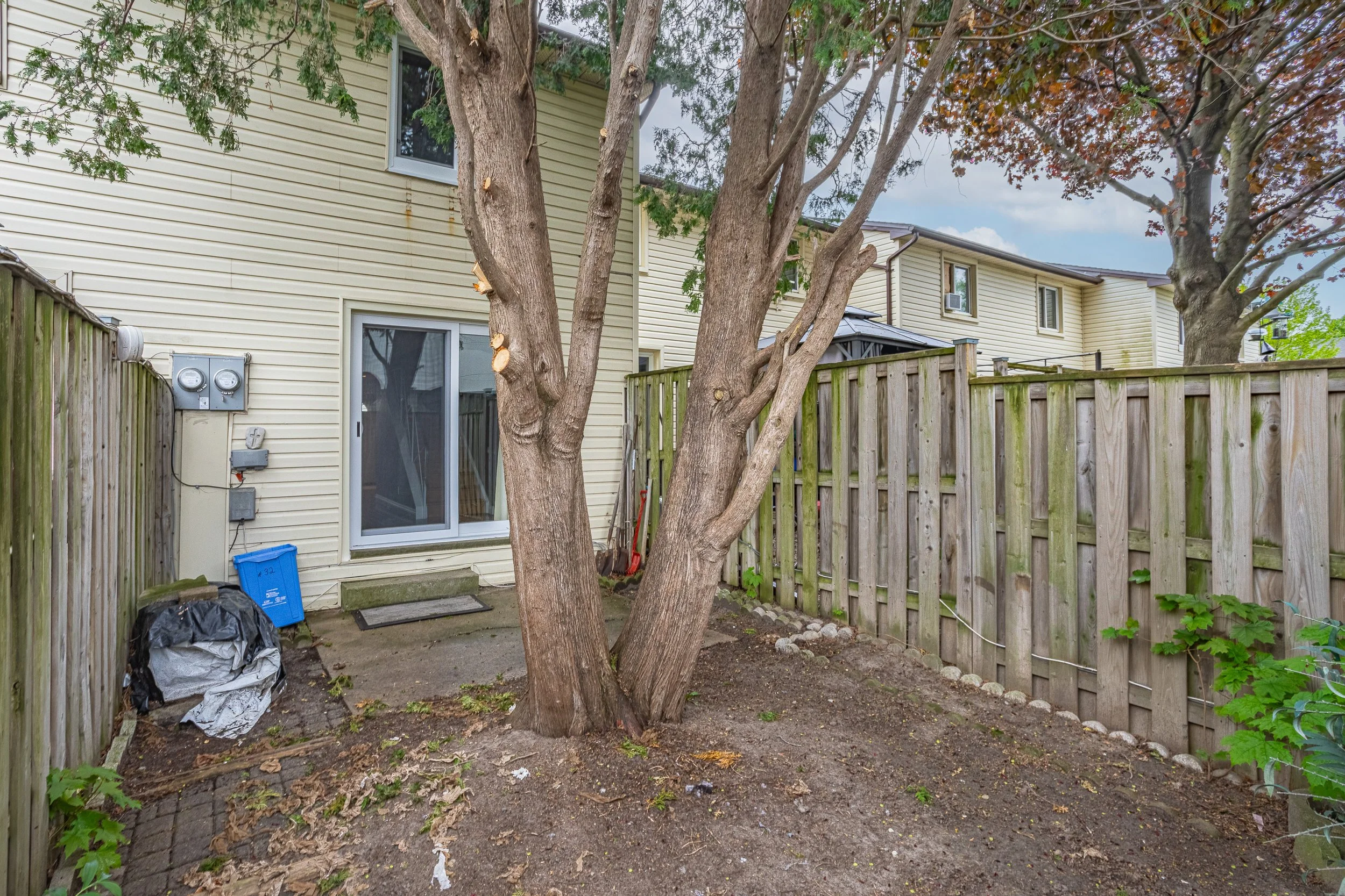 32-1919 Trafalgar St-30.jpg