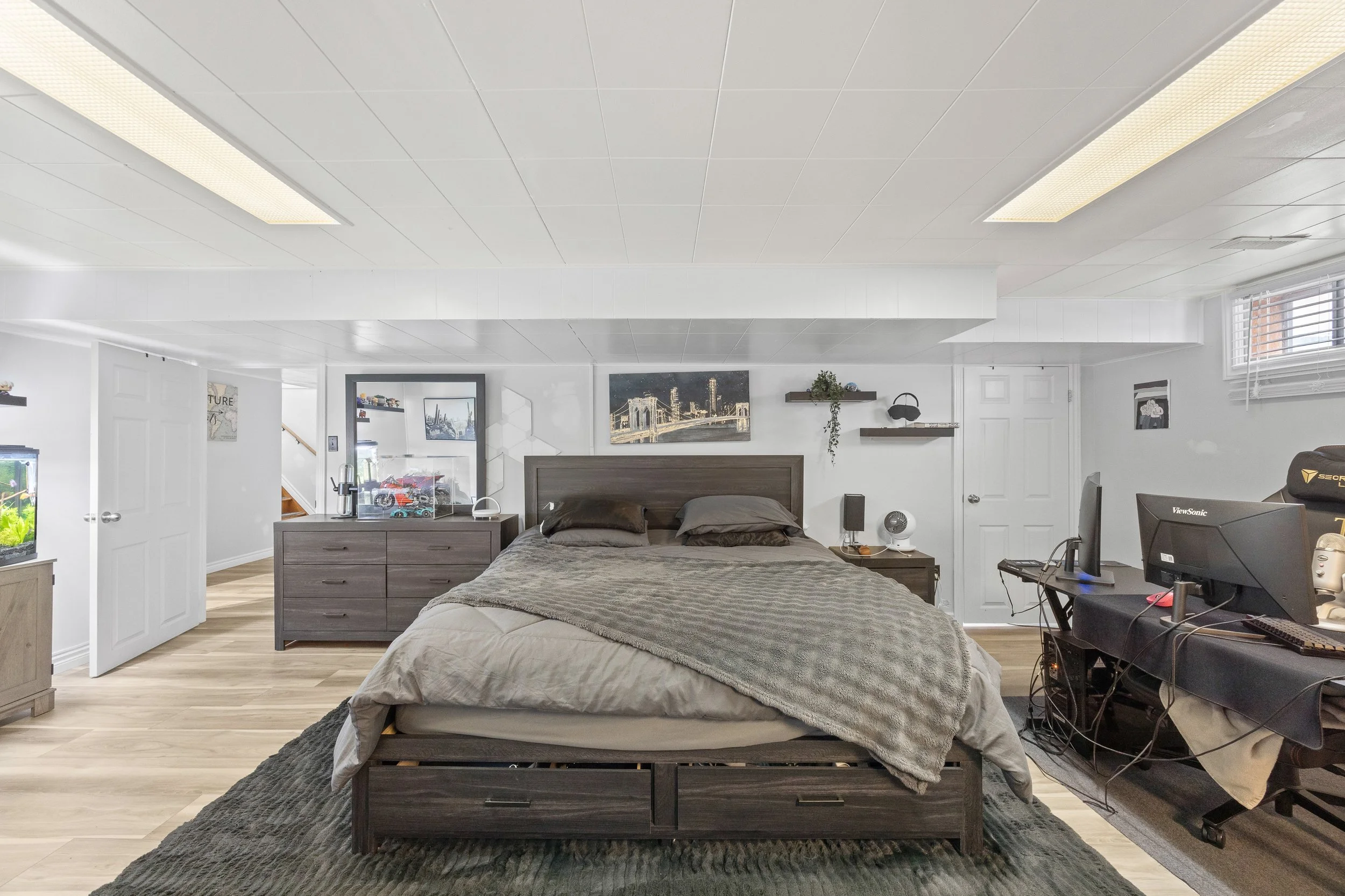 58 Centre Cres-28.jpg