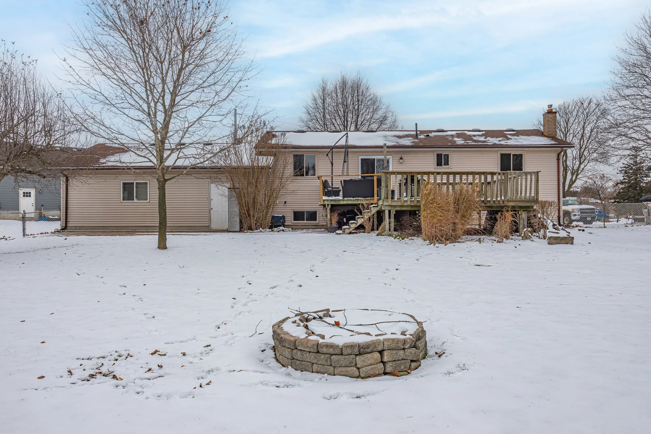 18 Hawthorn Cres -37.jpg