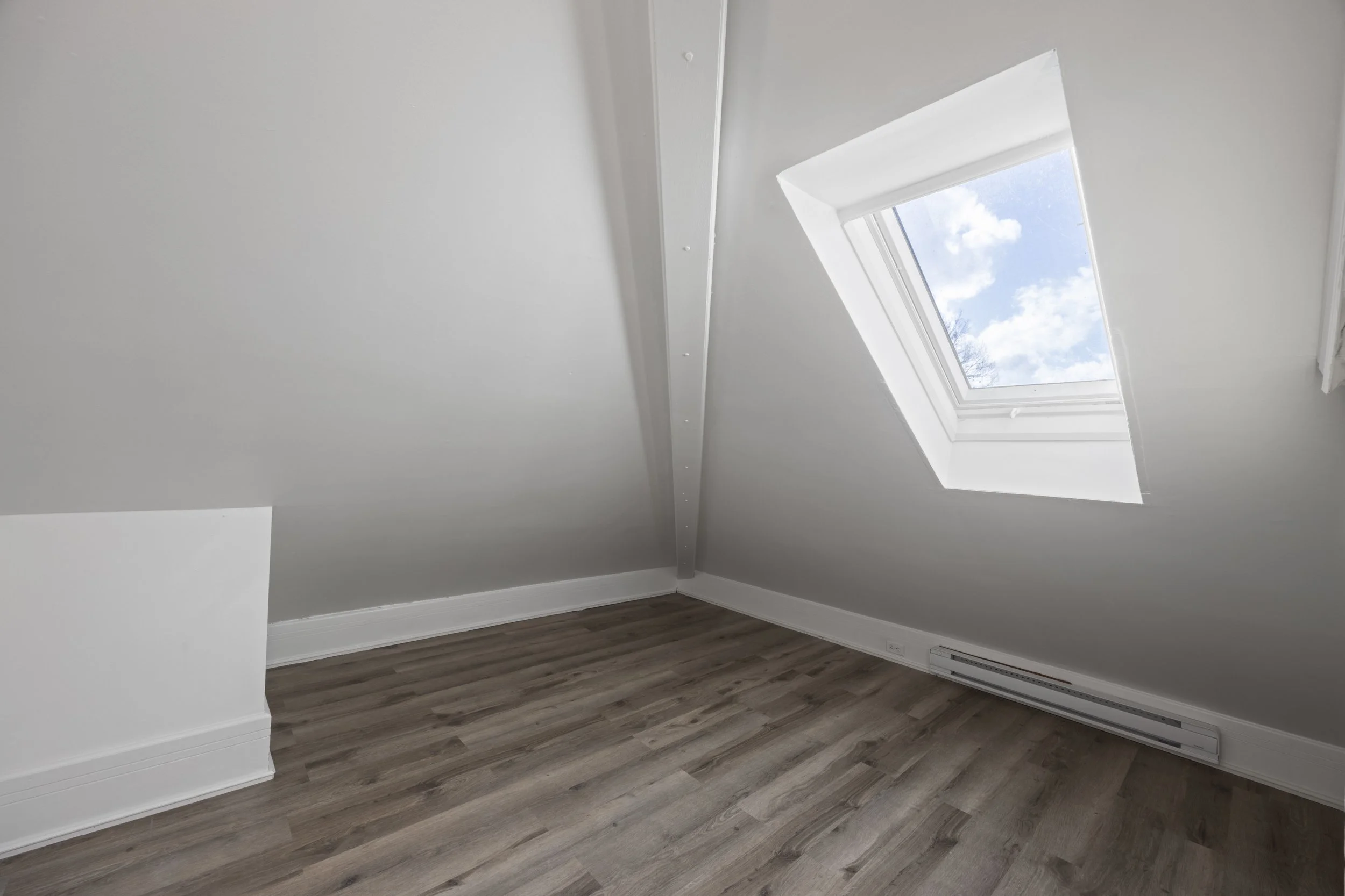 2-353 Central Ave -27.JPG