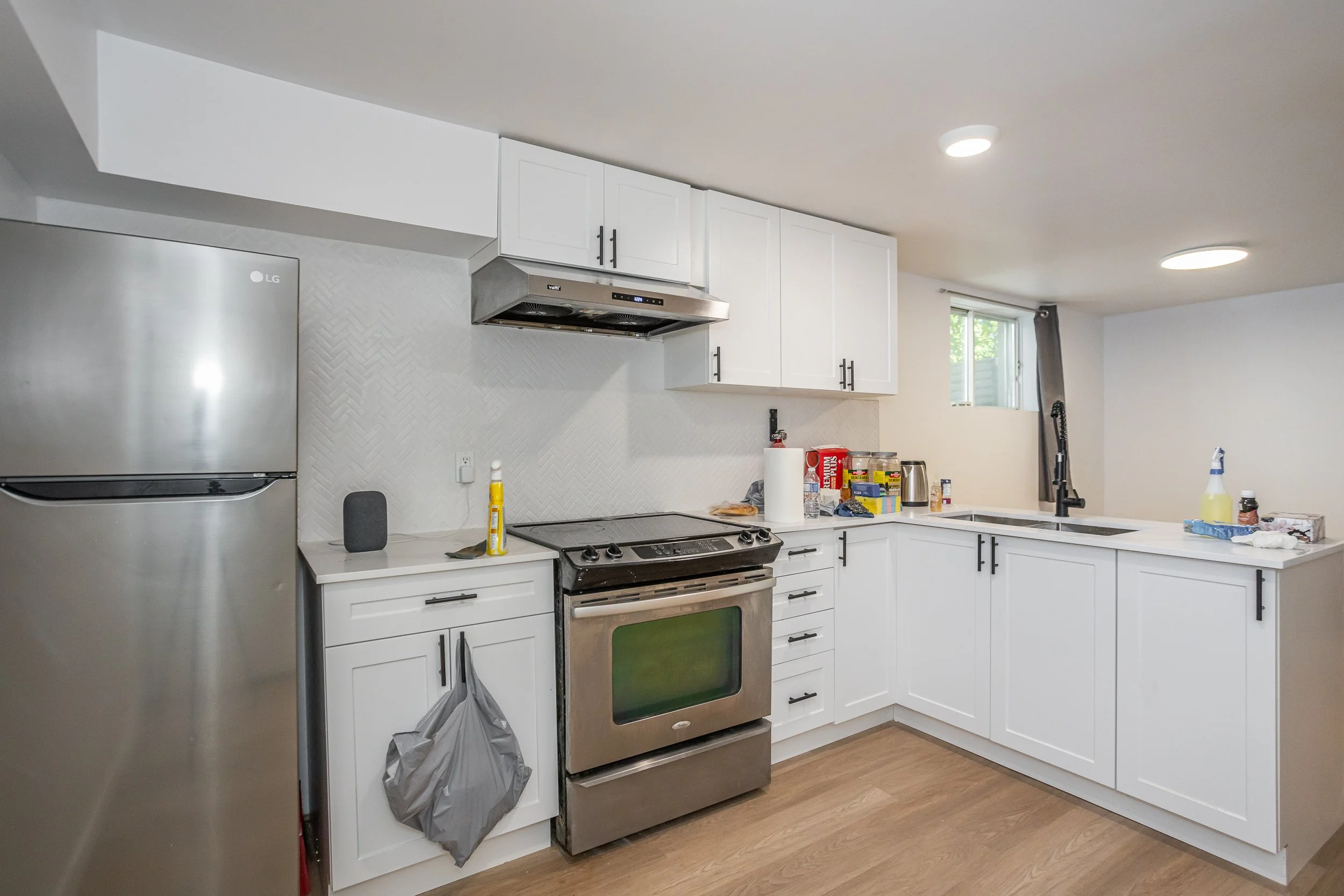 243 Bernard Ave-28.jpg