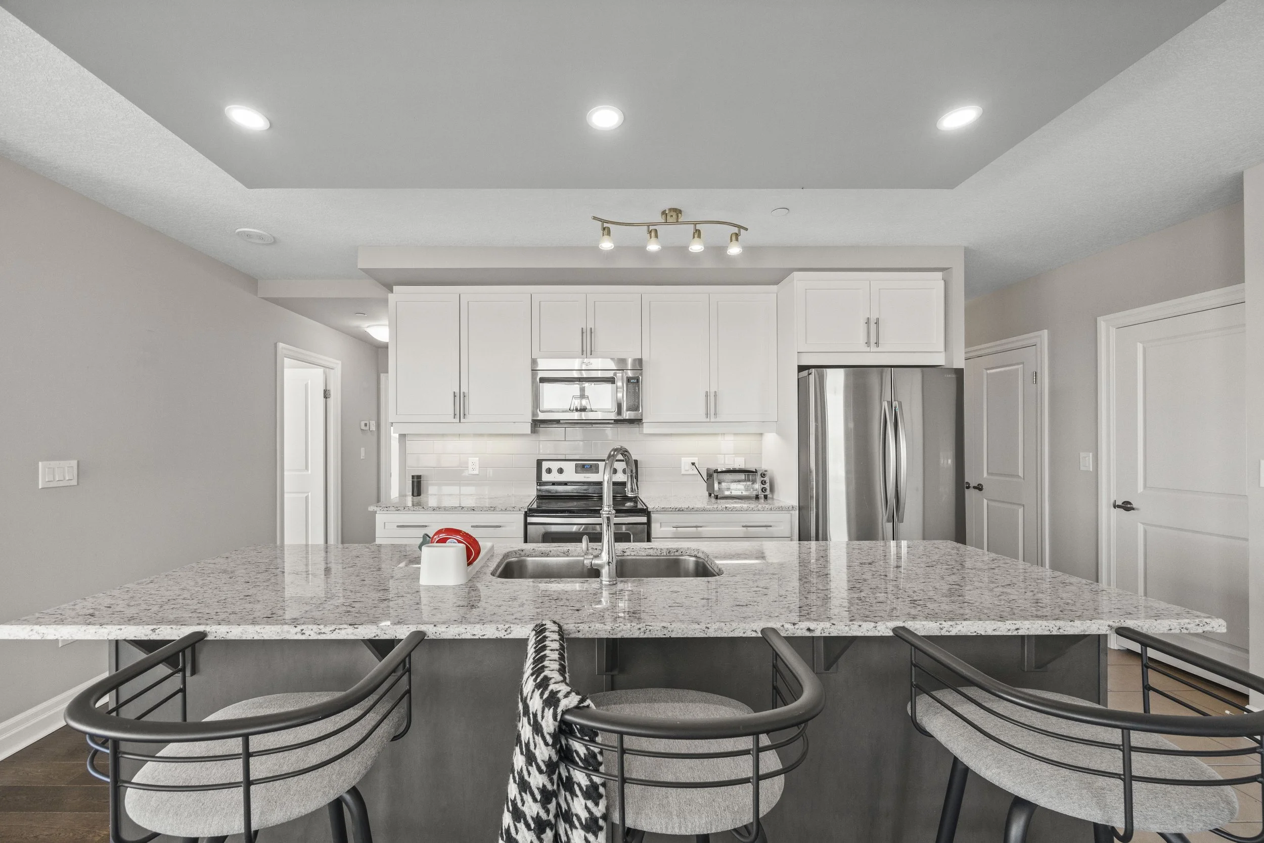 605-240 Village Walk -14.JPG