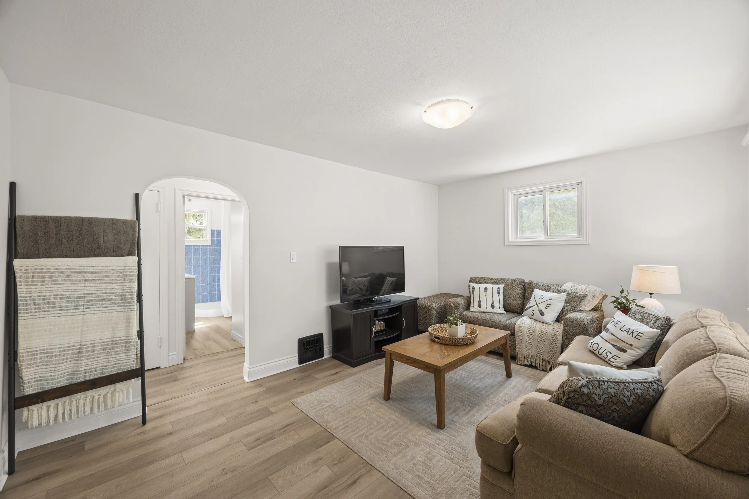20 Gill Rd -07.JPG