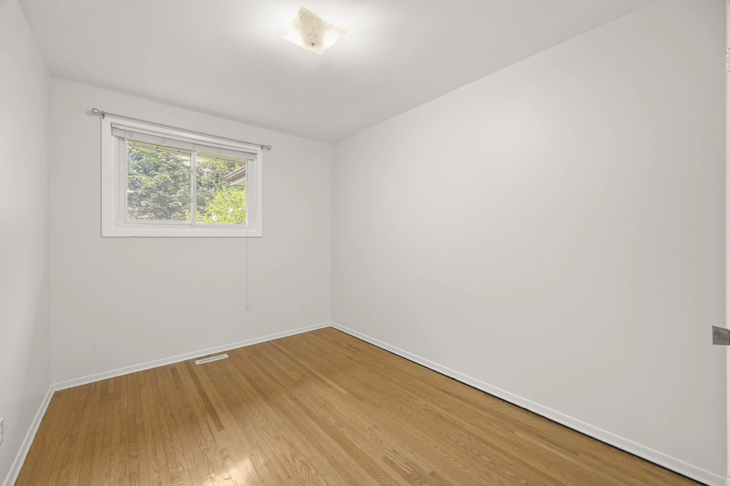 25 Noel Ave -22.JPG