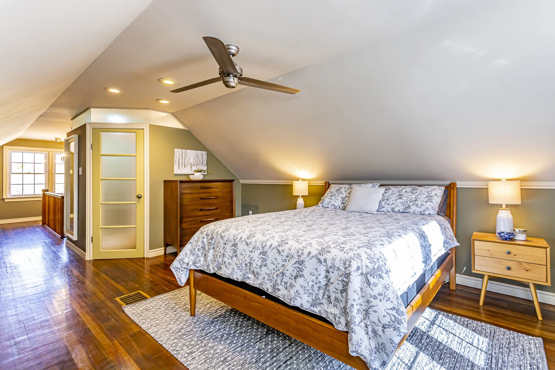 44 Briscoe St E_29.jpg