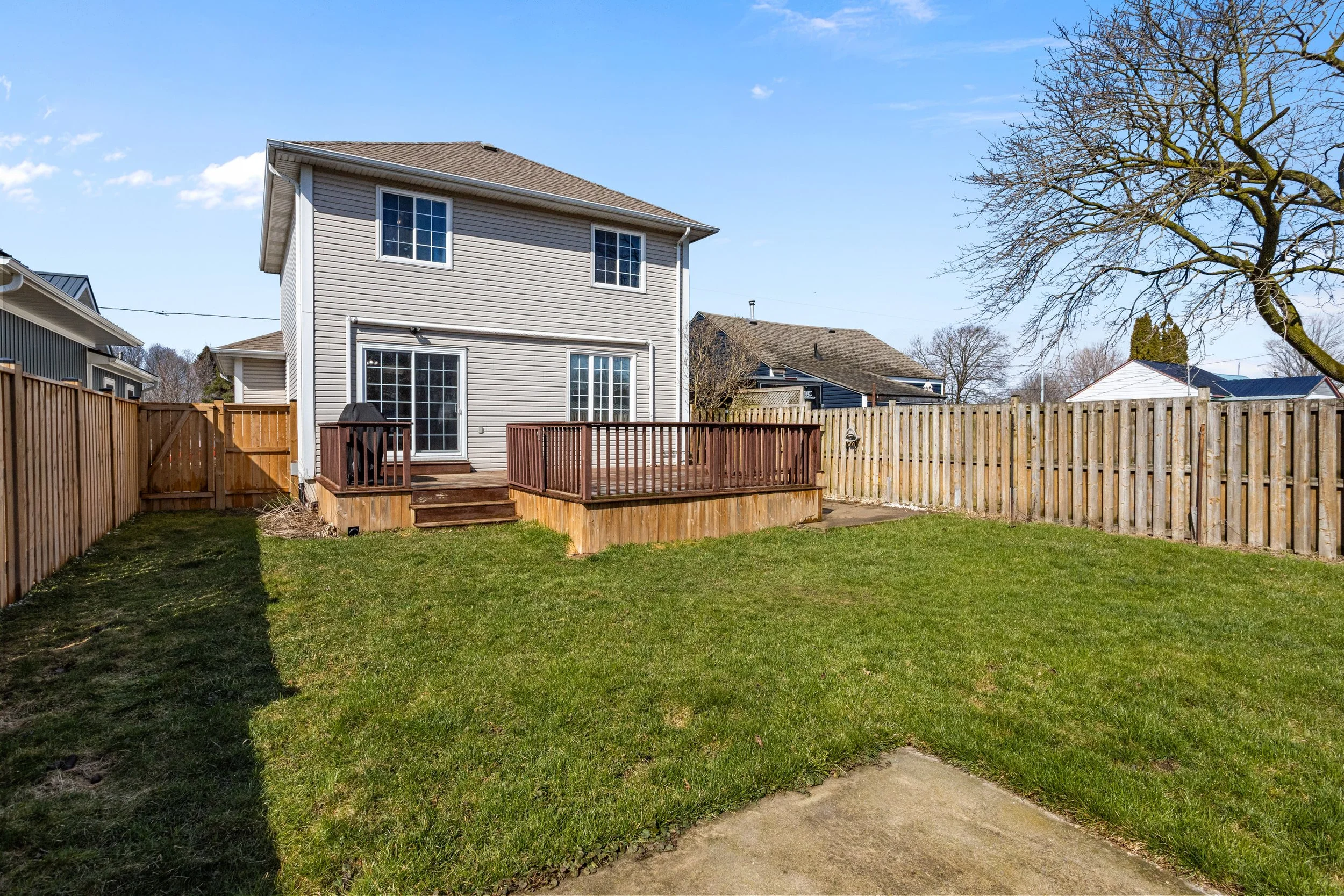 260 Mutual Dr - 34.jpg