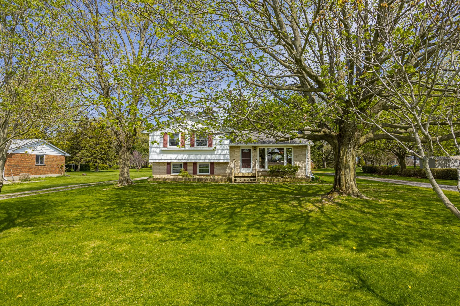 5830 Fairview Rd_02.JPG