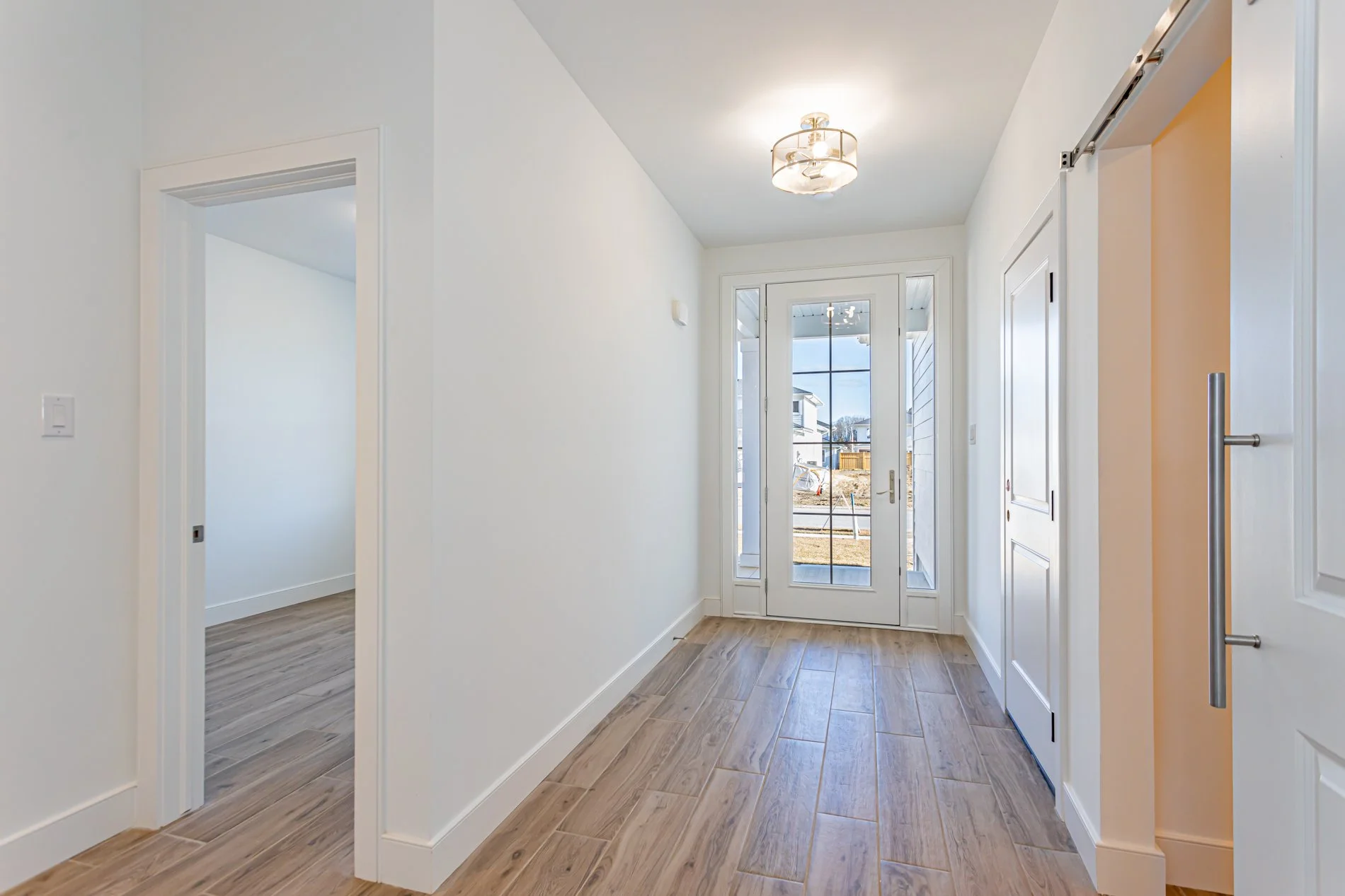 96 The Promenade-6.jpg