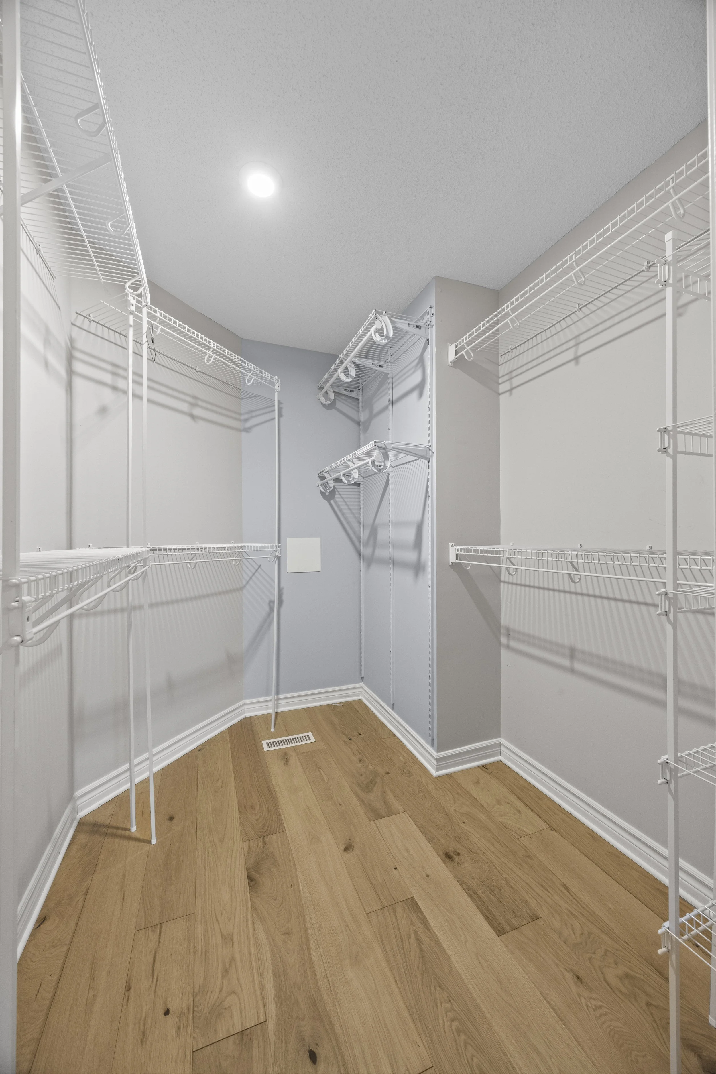 940 Manchester Rd -29.JPG