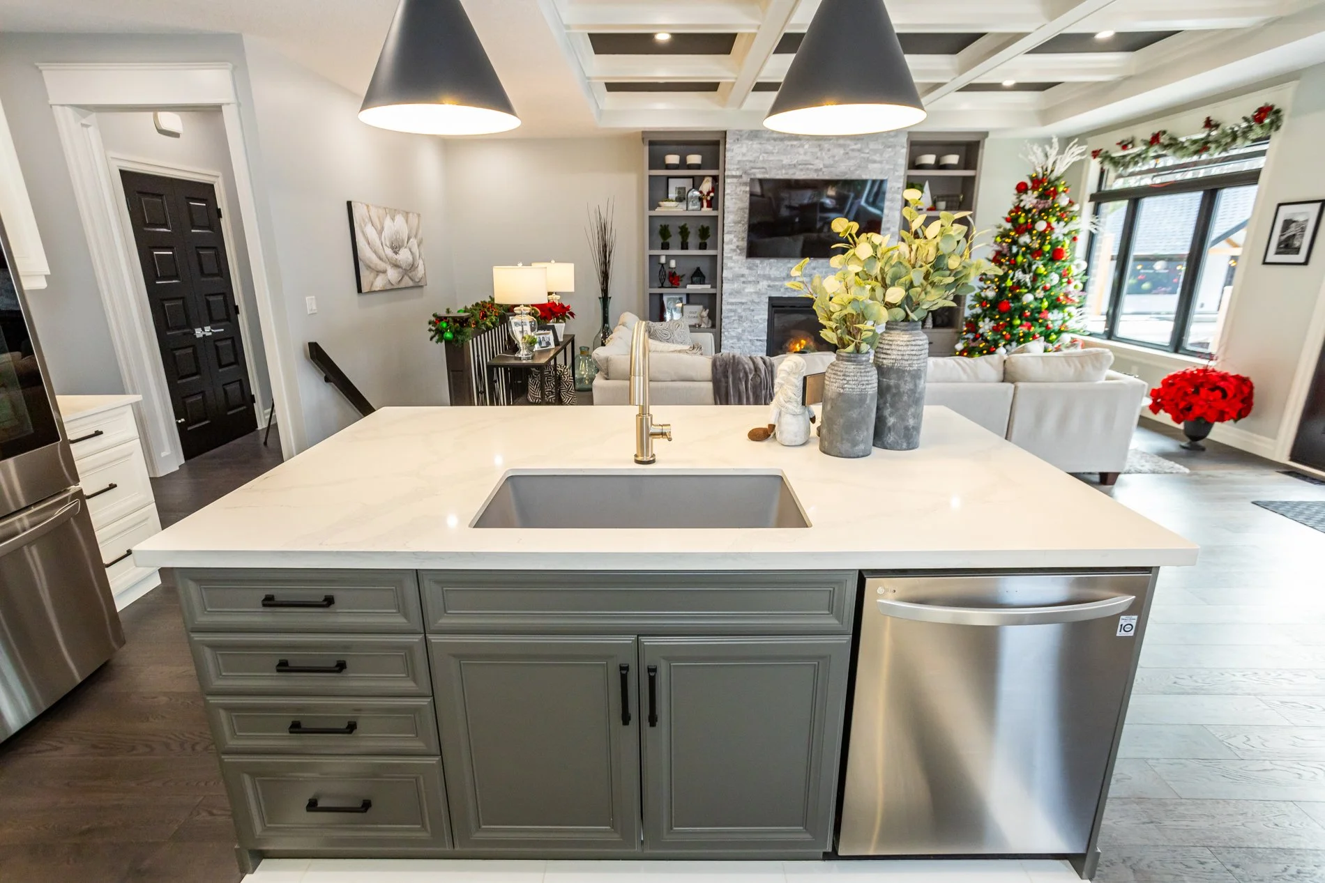 73 Ashby Cres-16.jpg
