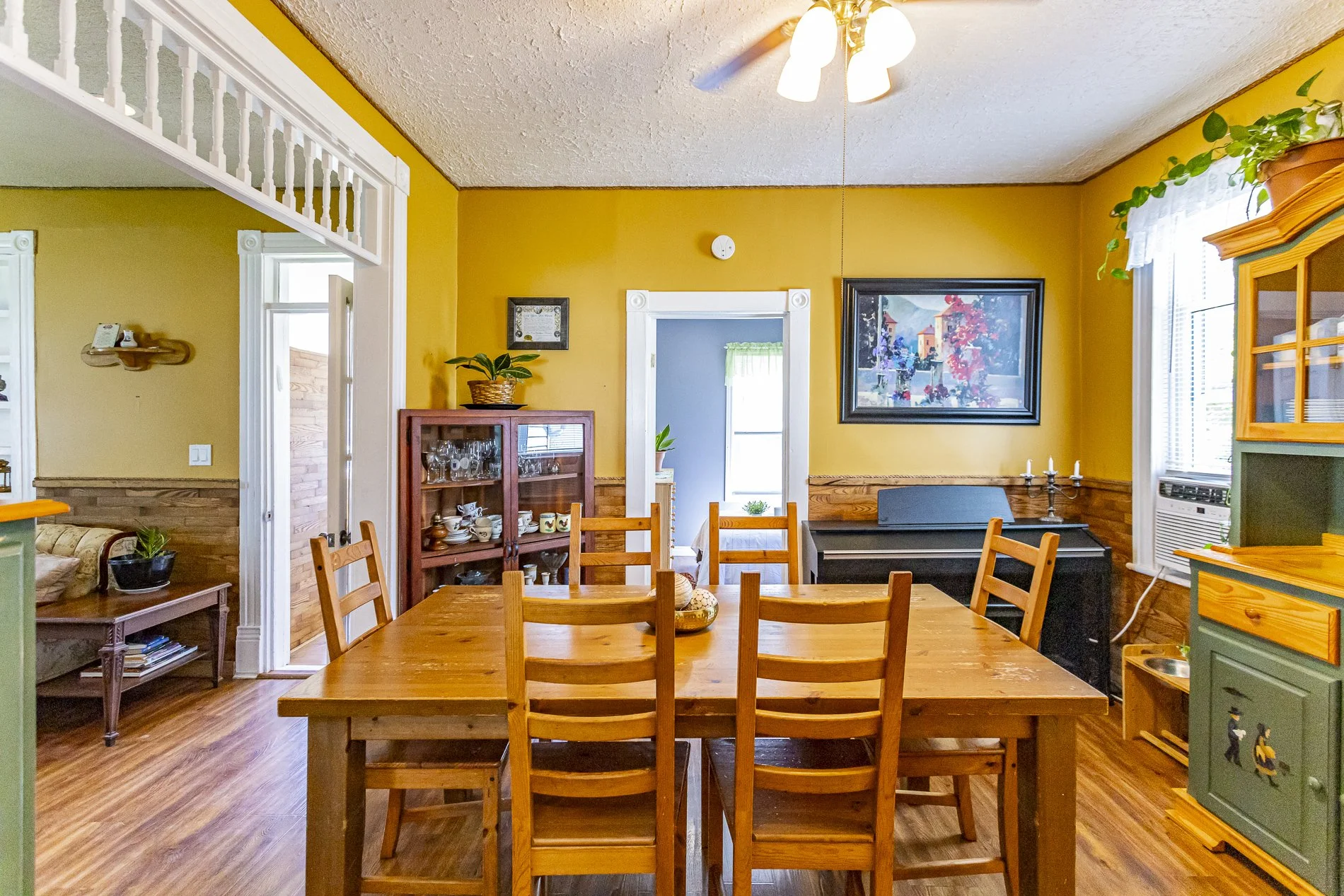 151 Simpson St_14.jpg