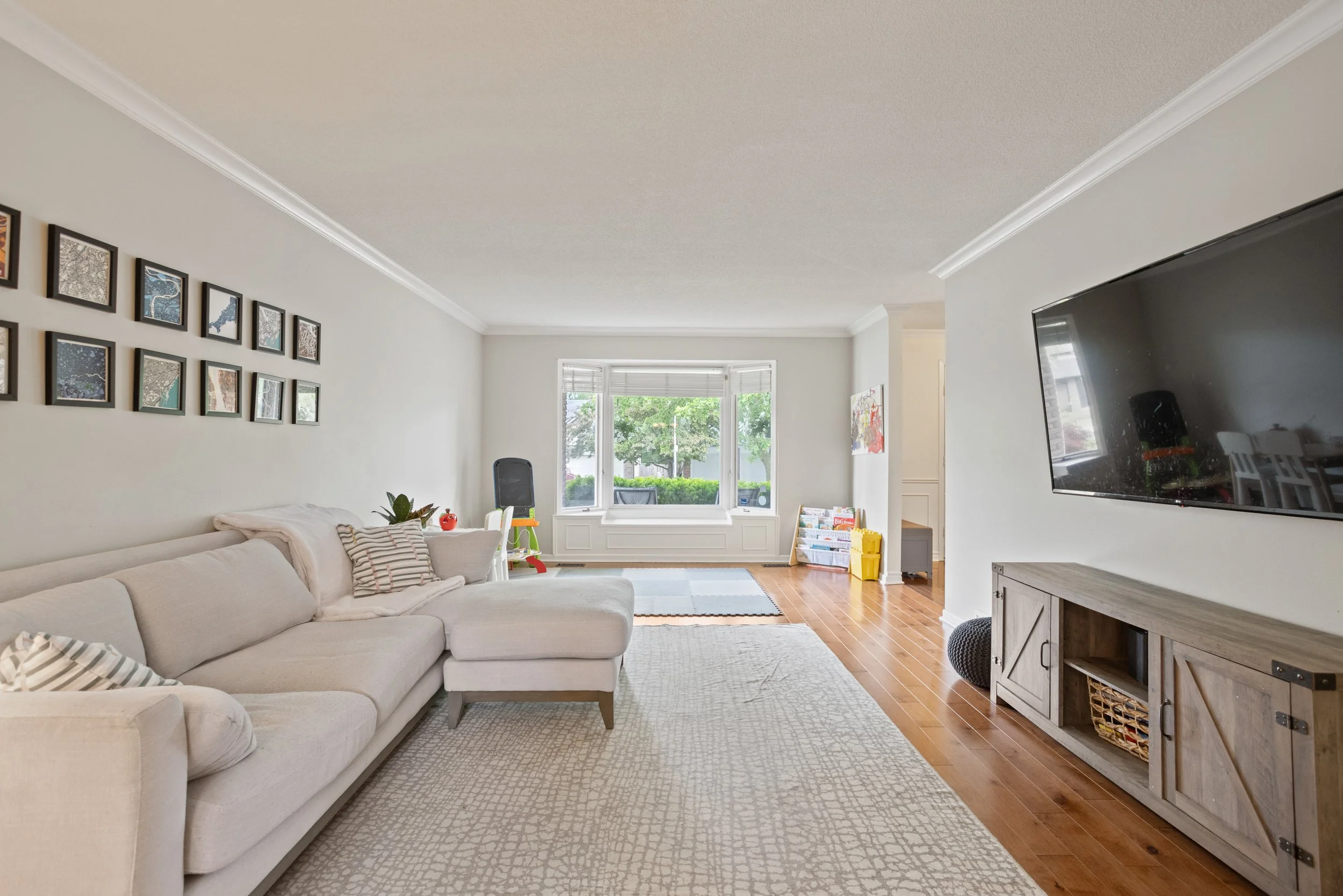 661 Cranbrook Rd-9.jpg