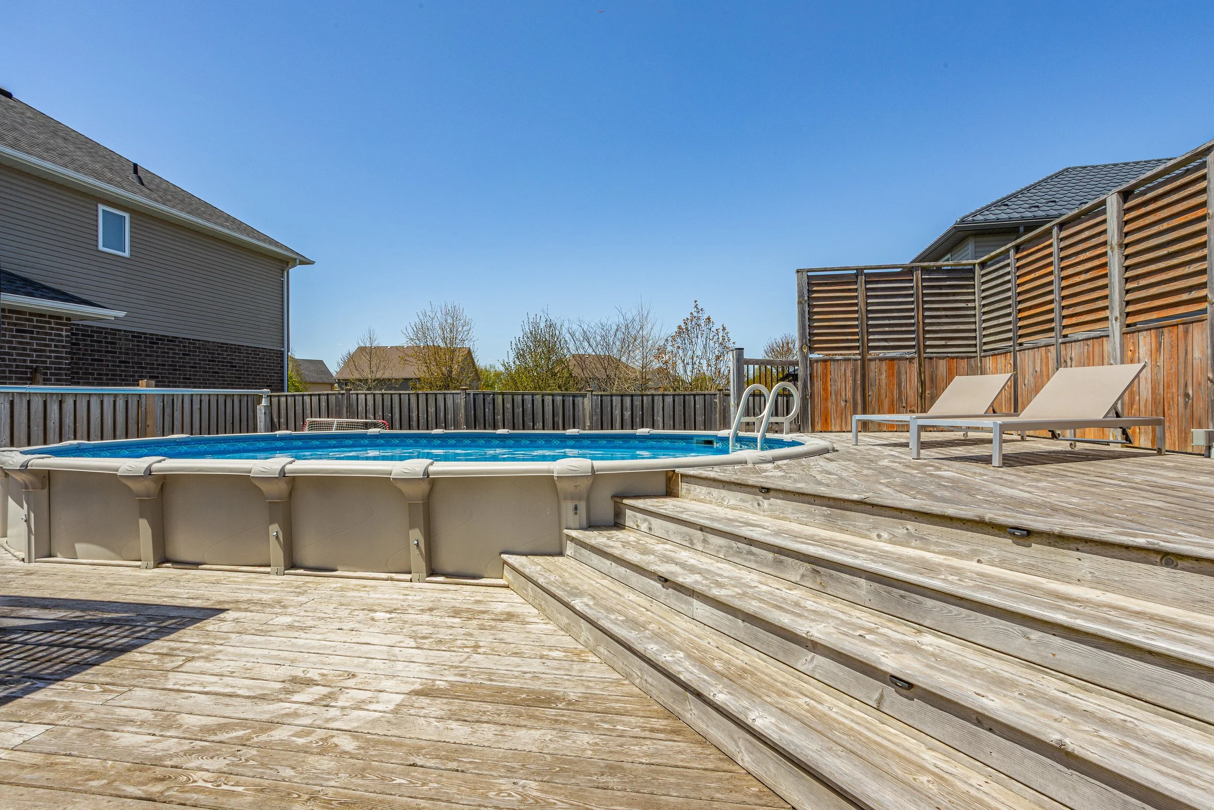 26 Harvest Court EXT-10.jpg