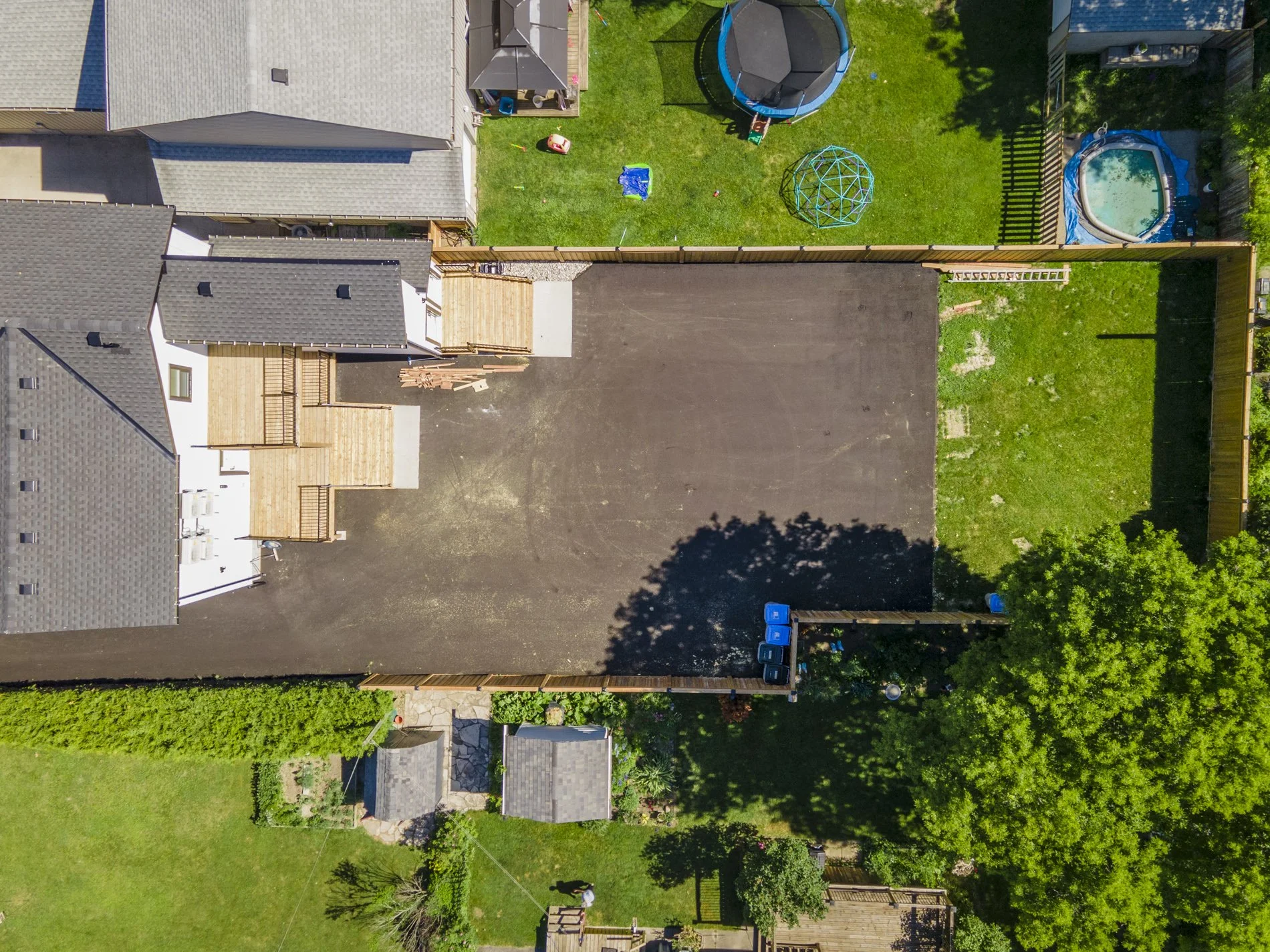 285 William St - Exteriors_21.JPG