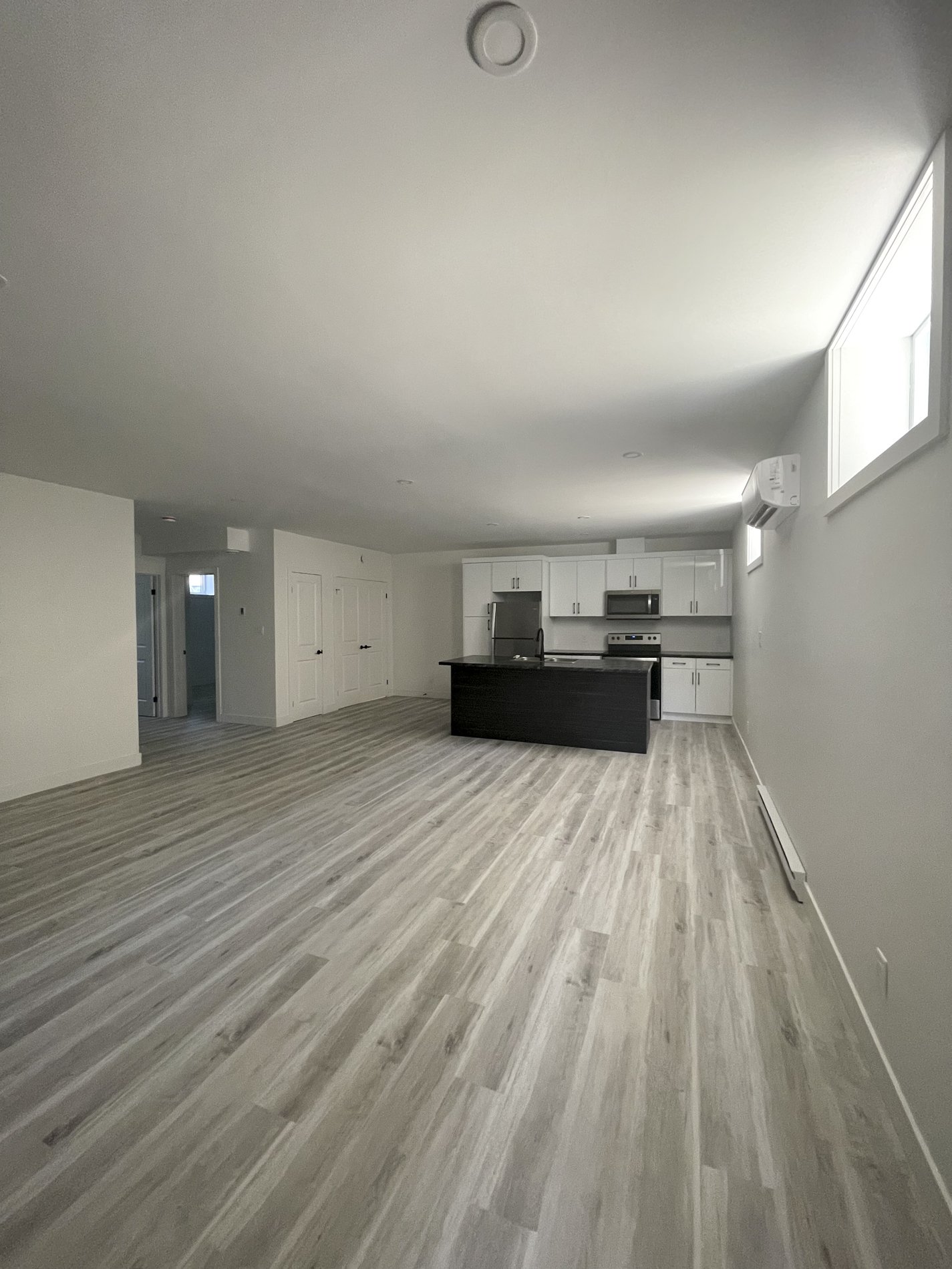 285 William St - Unit 1_07.JPG